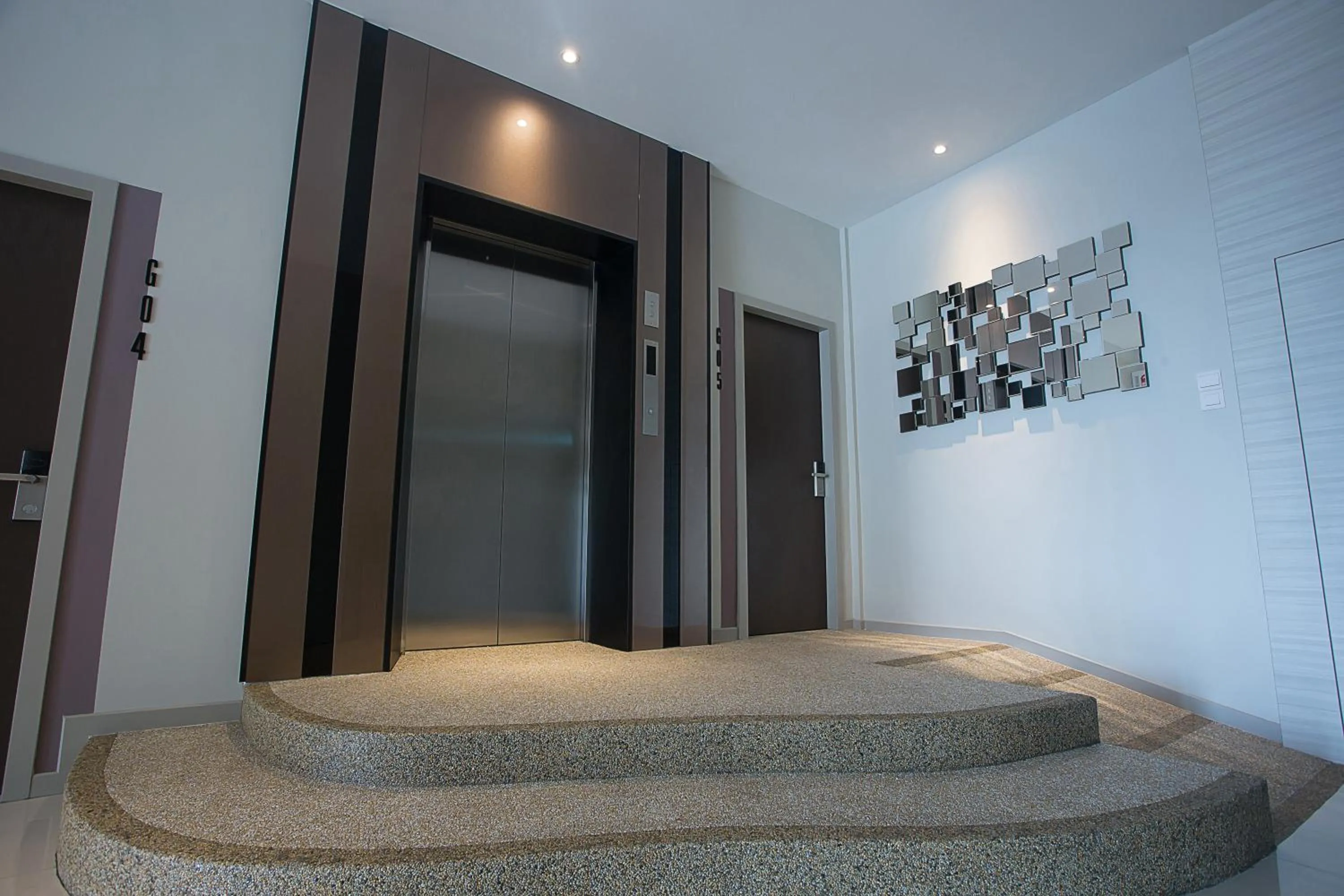 Area and facilities in The Square Hotel