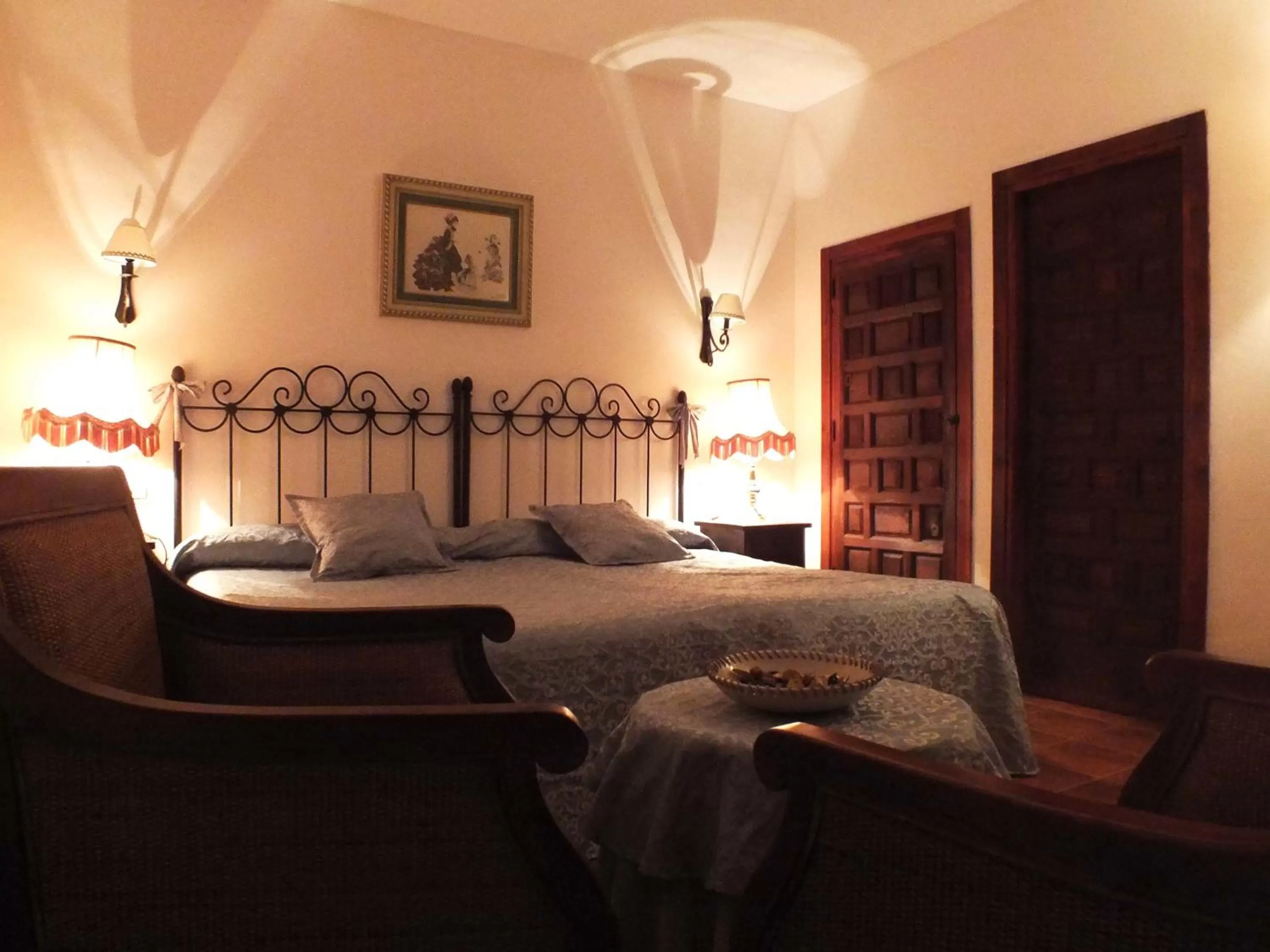 Bed in Hotel Rural Posada Los Caballeros