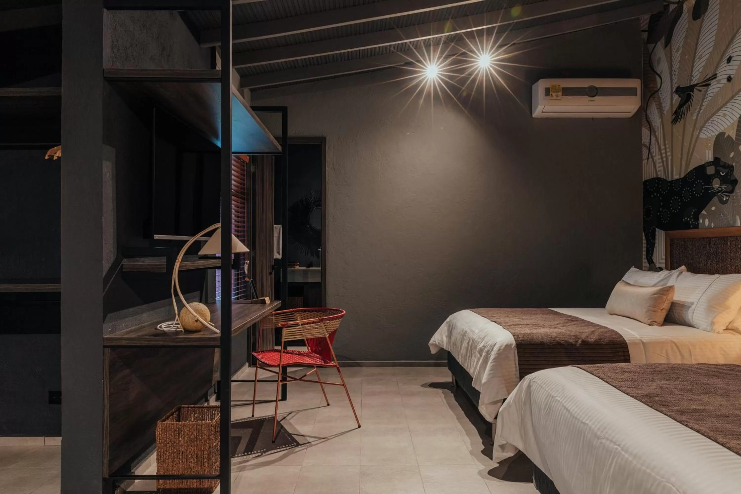 Photo of the whole room, Bed in Sui Posada Boutique