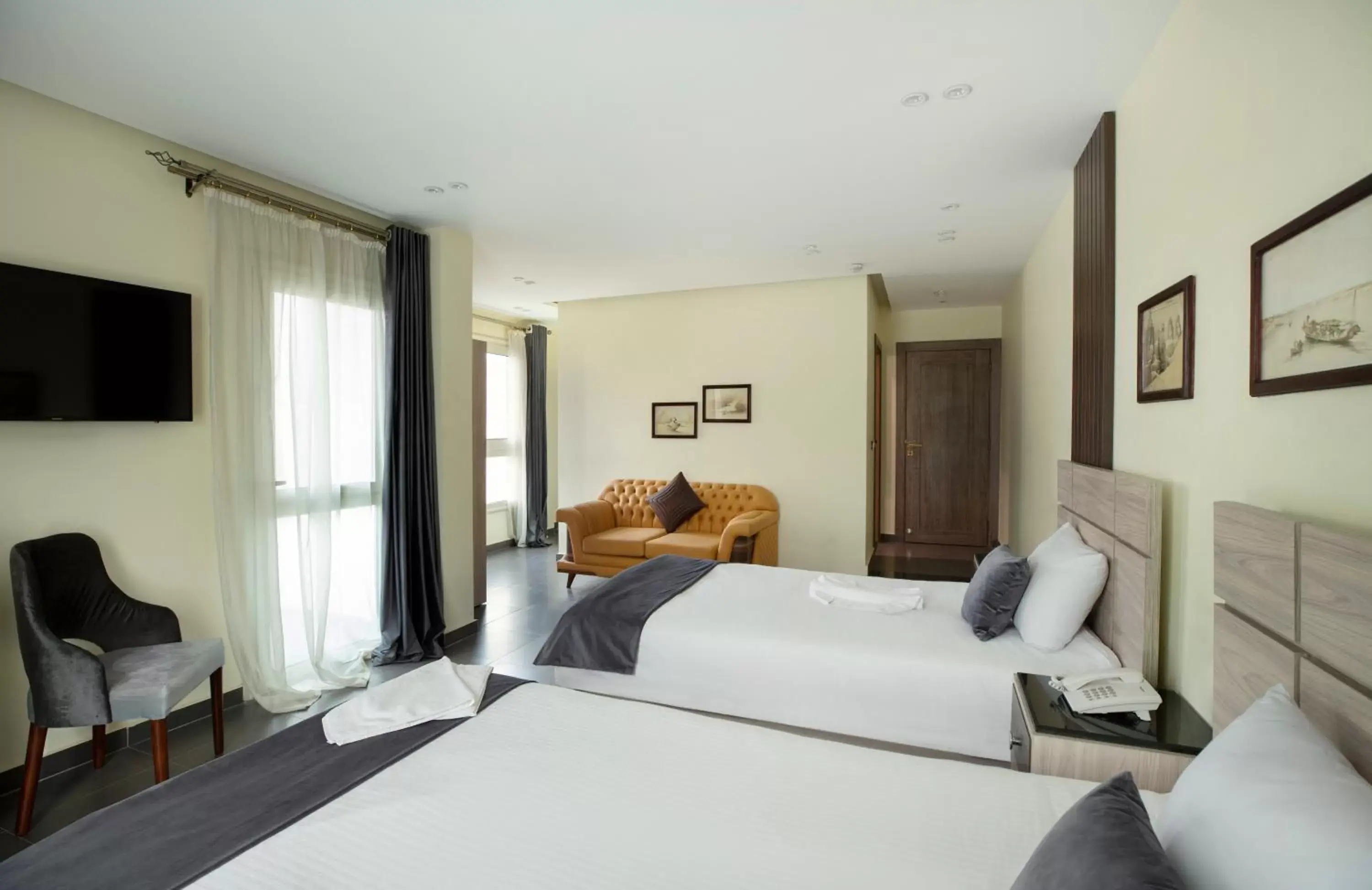 Deluxe Double or Twin Room with Pyramids View in Brothers Pyramids View Hotel Deluxe Double or Twin Room with Pyramids View in Brothers Pyramids View Hotel