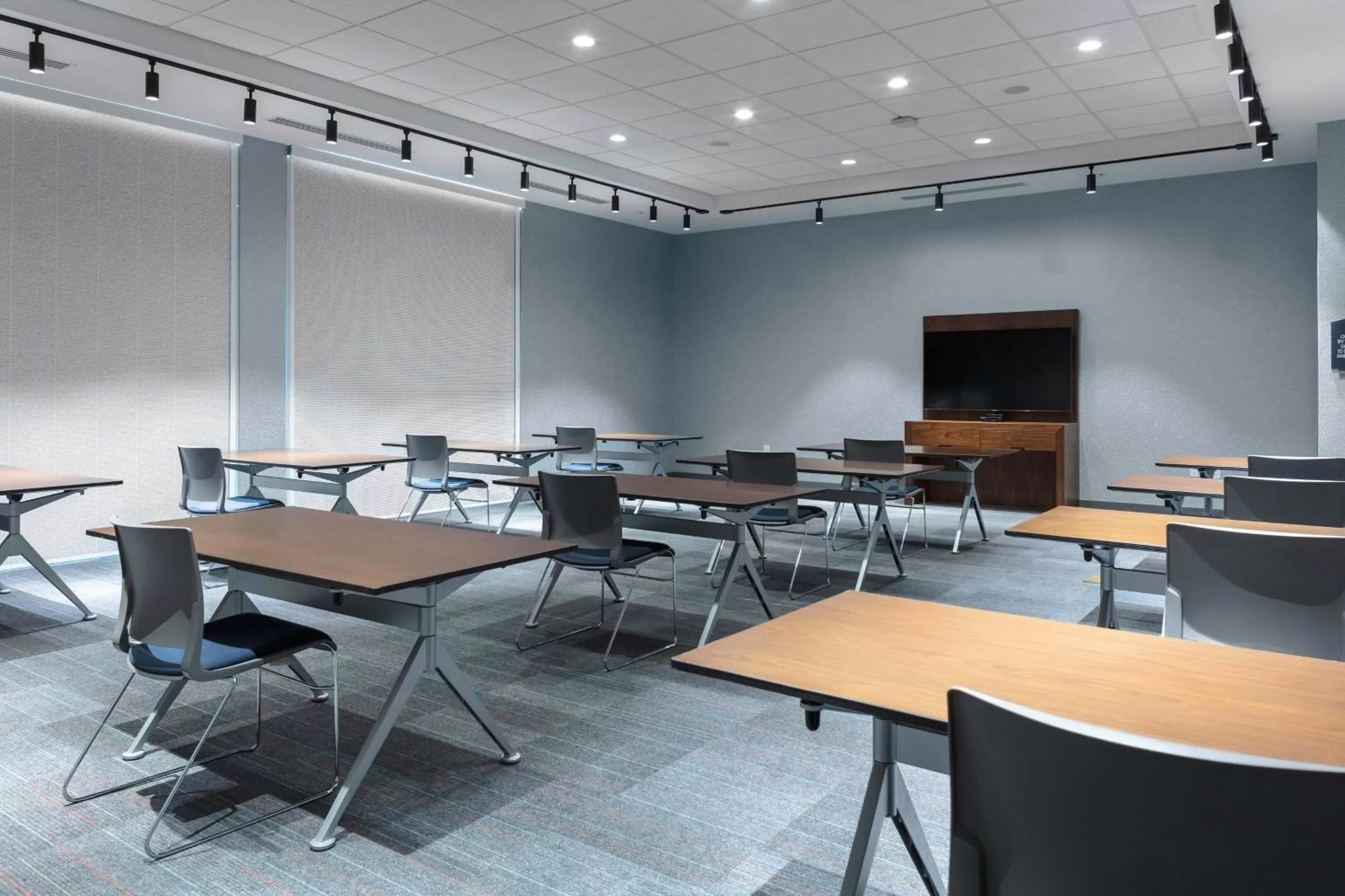 Meeting/conference room in Aloft Orlando Lake Buena Vista