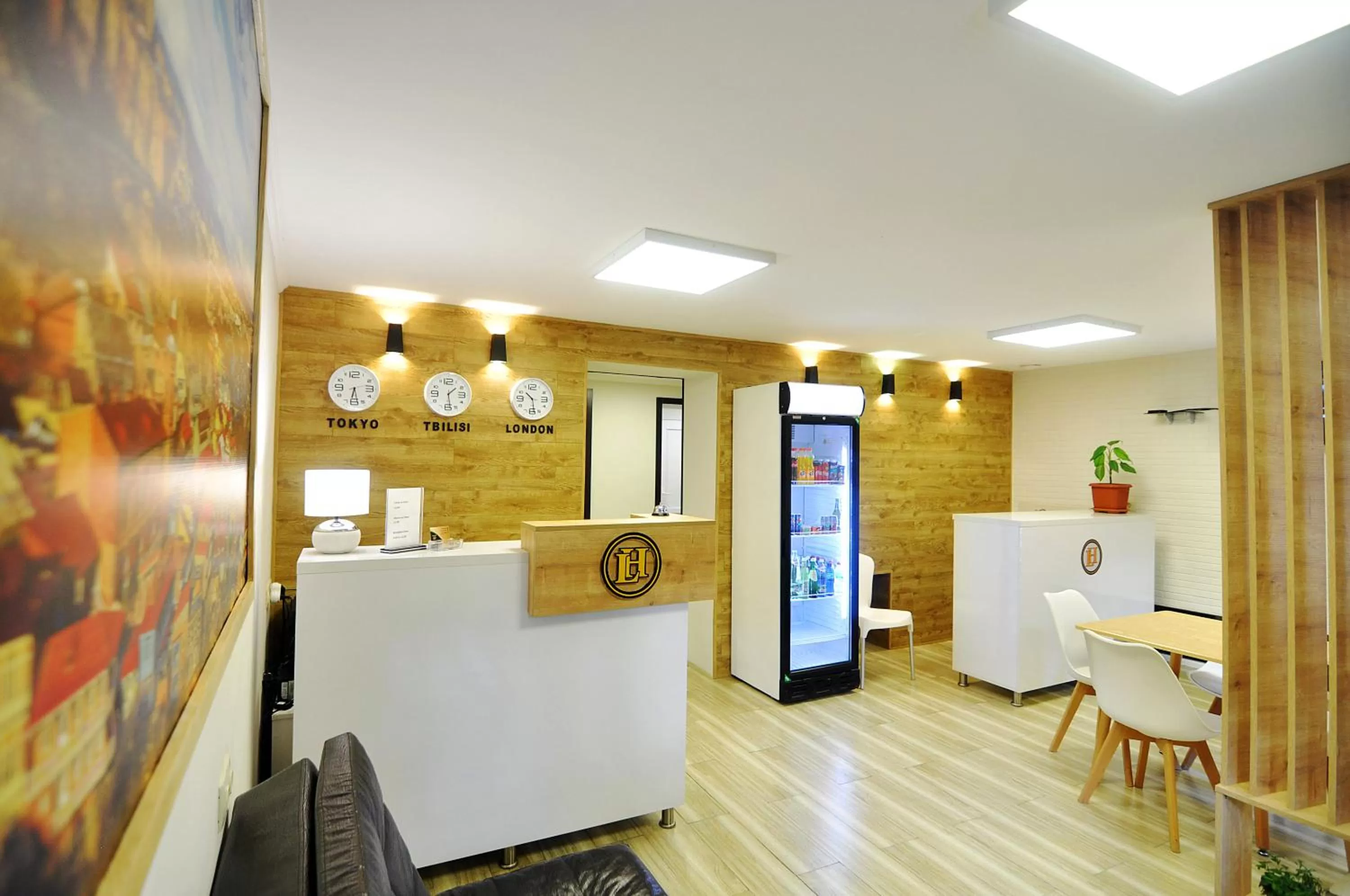 Restaurant/places to eat, Lobby/Reception in Light Hotel