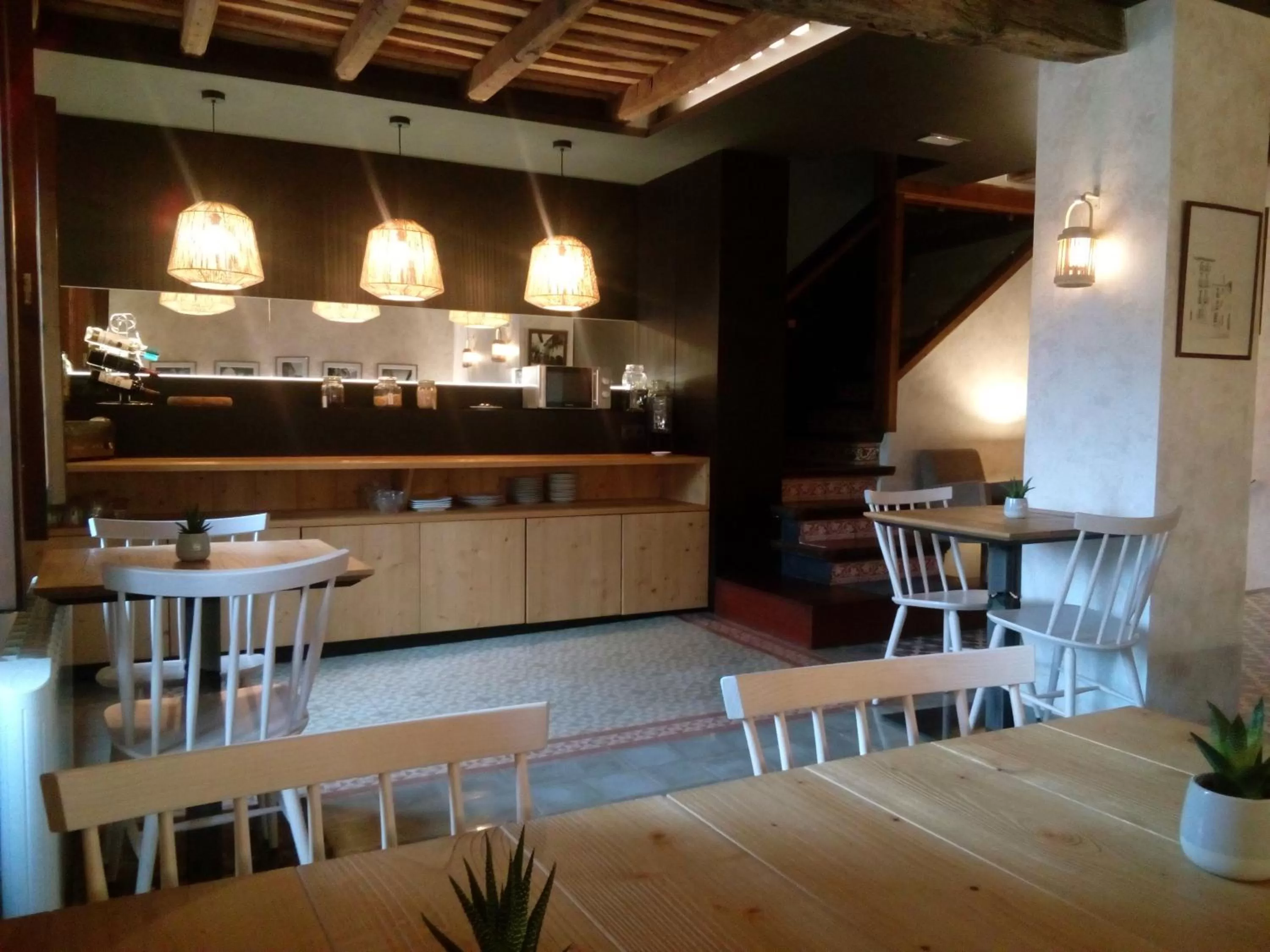 Restaurant/places to eat in CAN MENCIÓ - Plaça Major