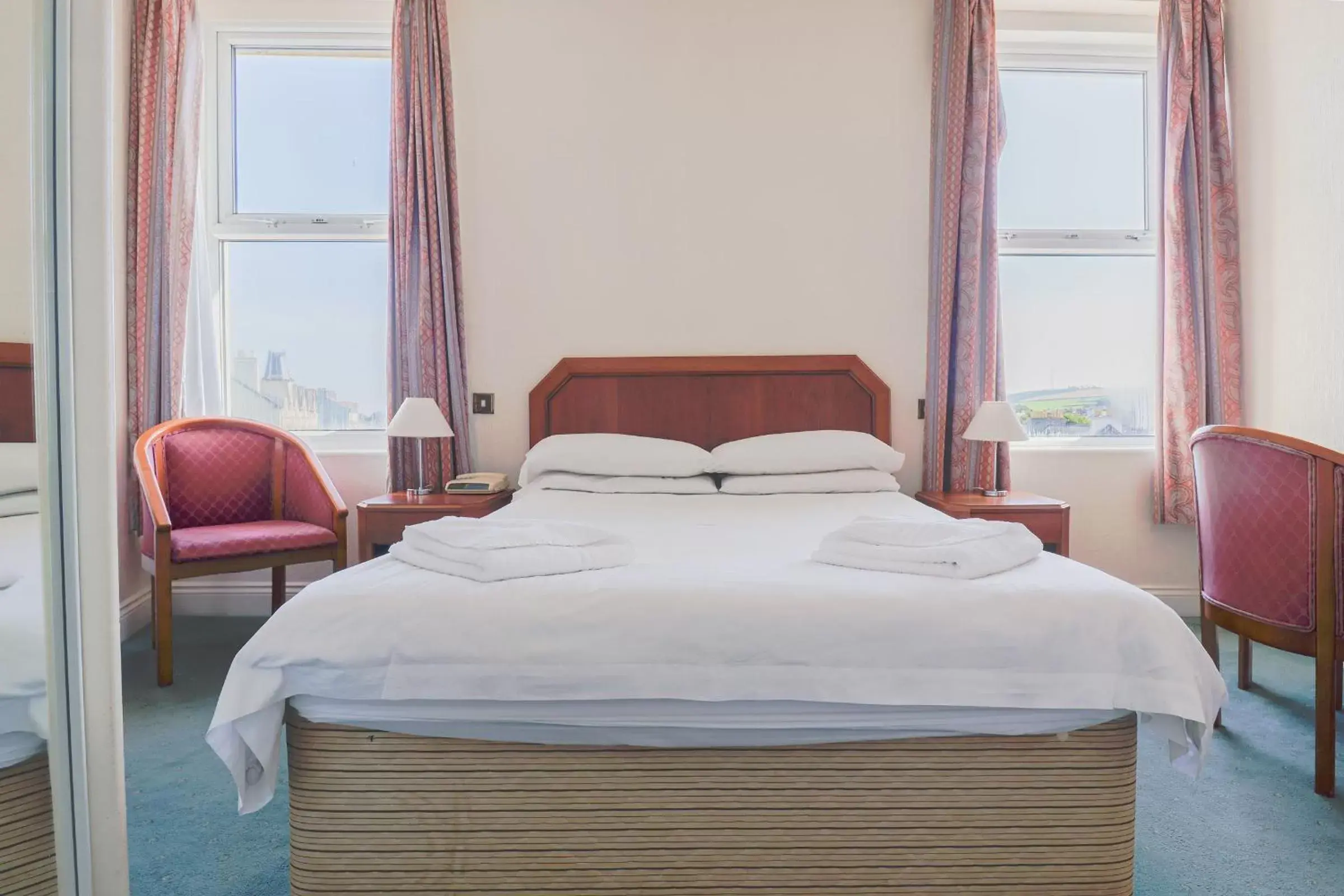 Standard Double Room in Falcon's Nest Hotel Standard Double Room in Falcon's Nest Hotel