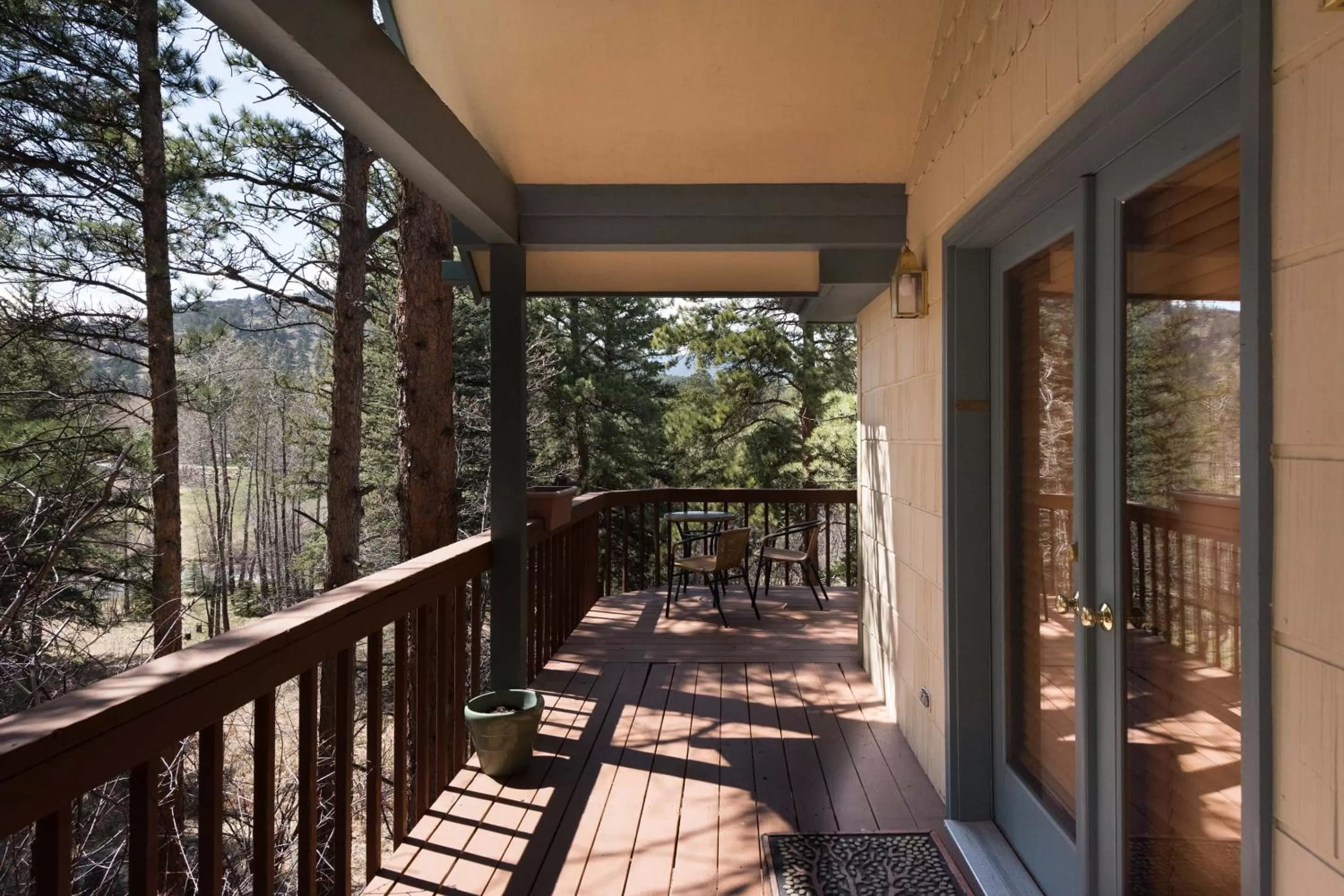 Riversong Inn Retreat