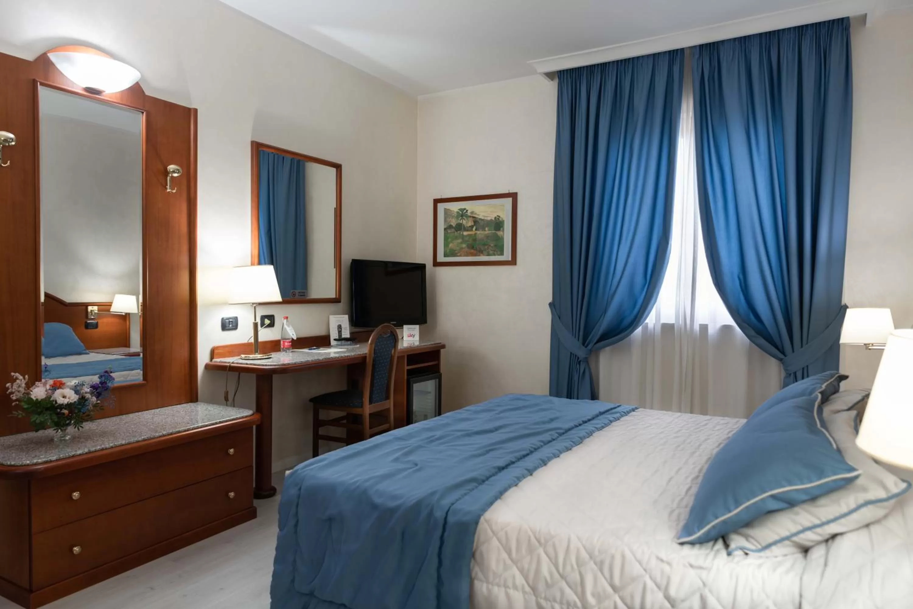 Bed in Edra Palace Hotel & Ristorante