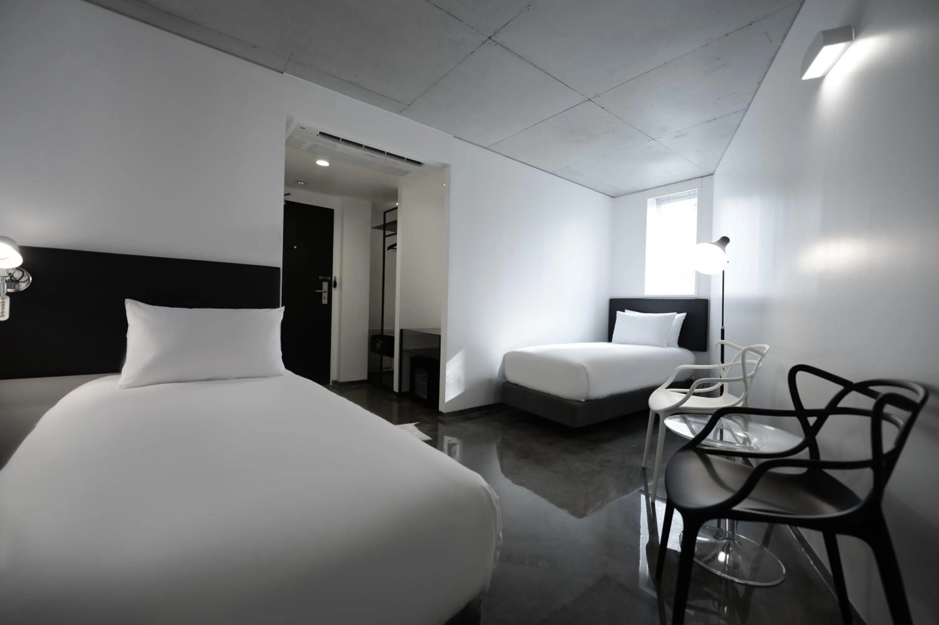 Seating area, Bed in Creto Hotel Myeongdong