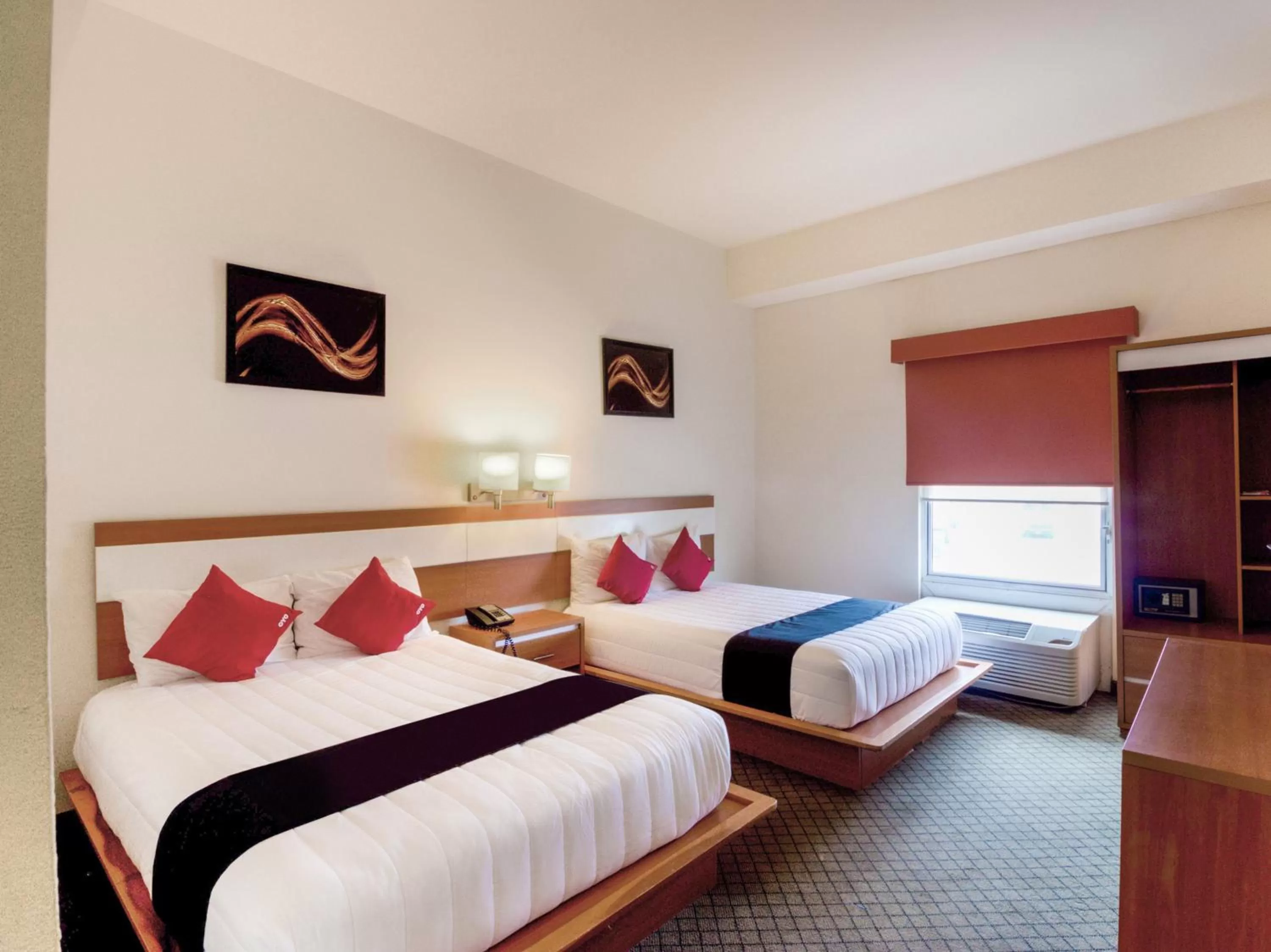 Bedroom, Bed in Capital O Hotel Herederos, Piedras Negras