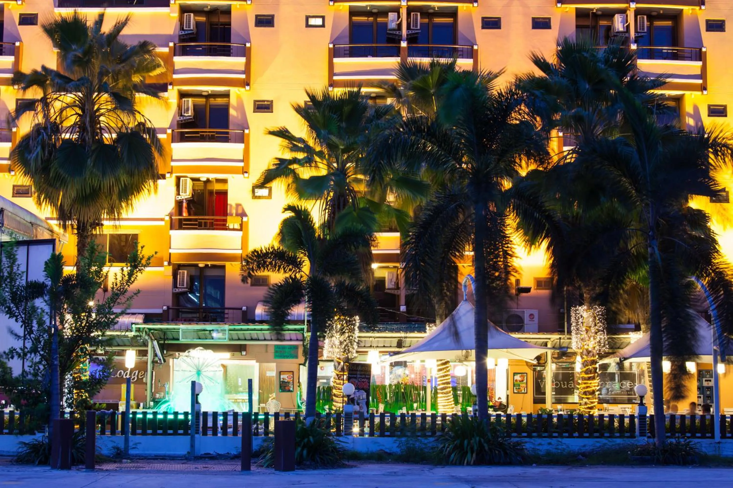 Facade/entrance in Vabua Asotel Bangkok