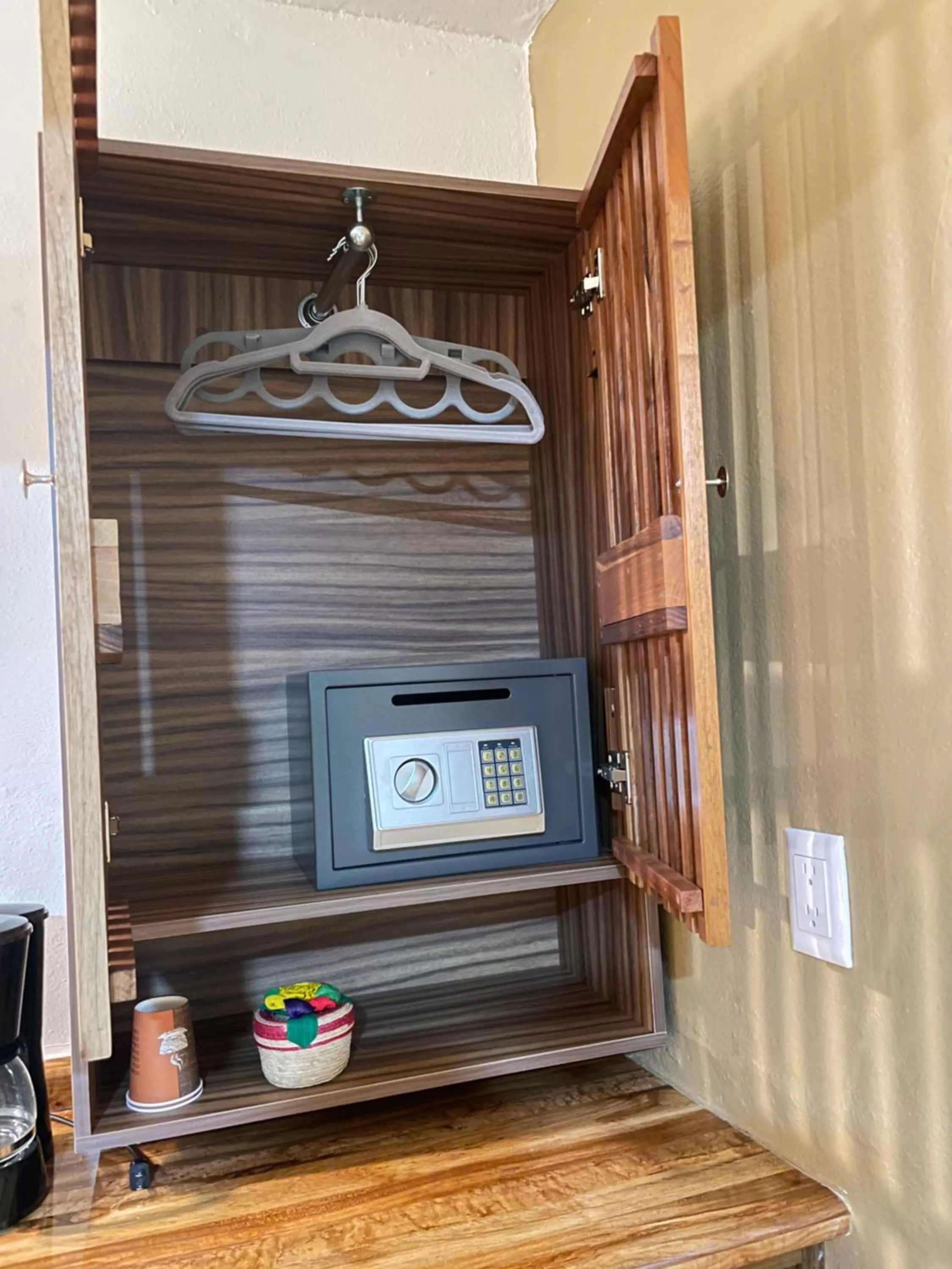 safe in Suites Cárdon