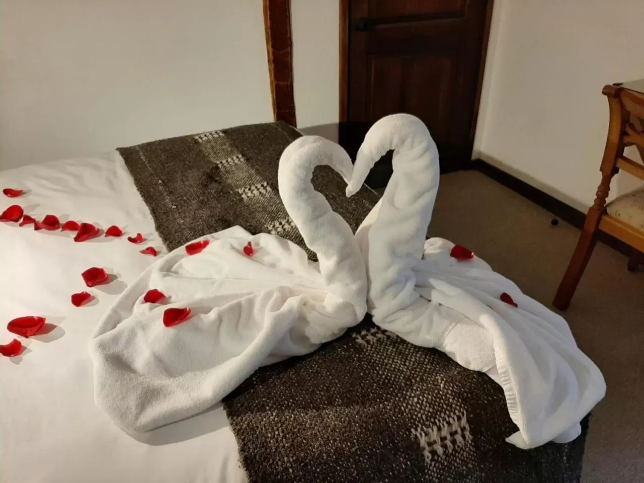 Bedroom, Bed in Hotel Tehuelche Natura