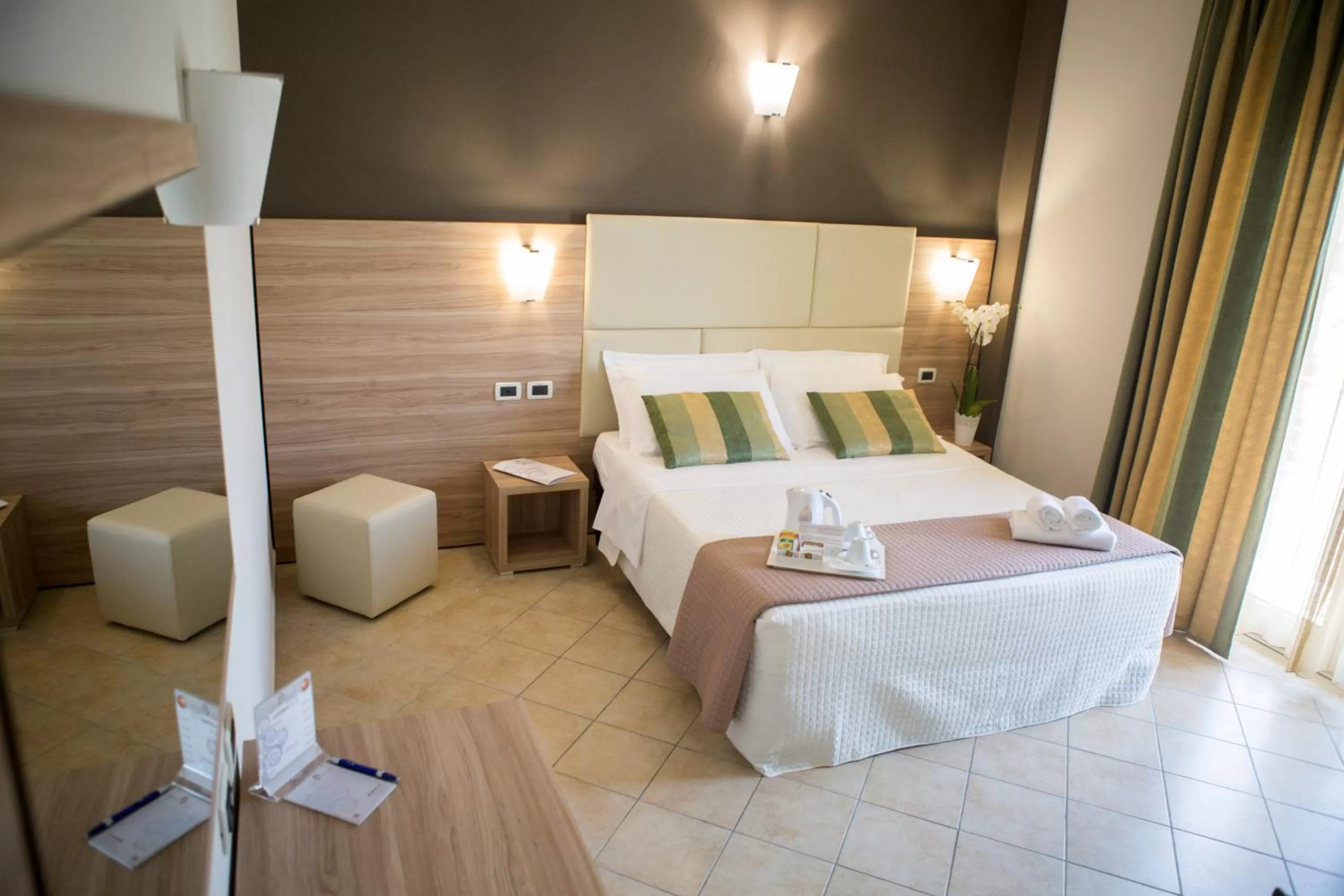 Bed in Hotel Prestige