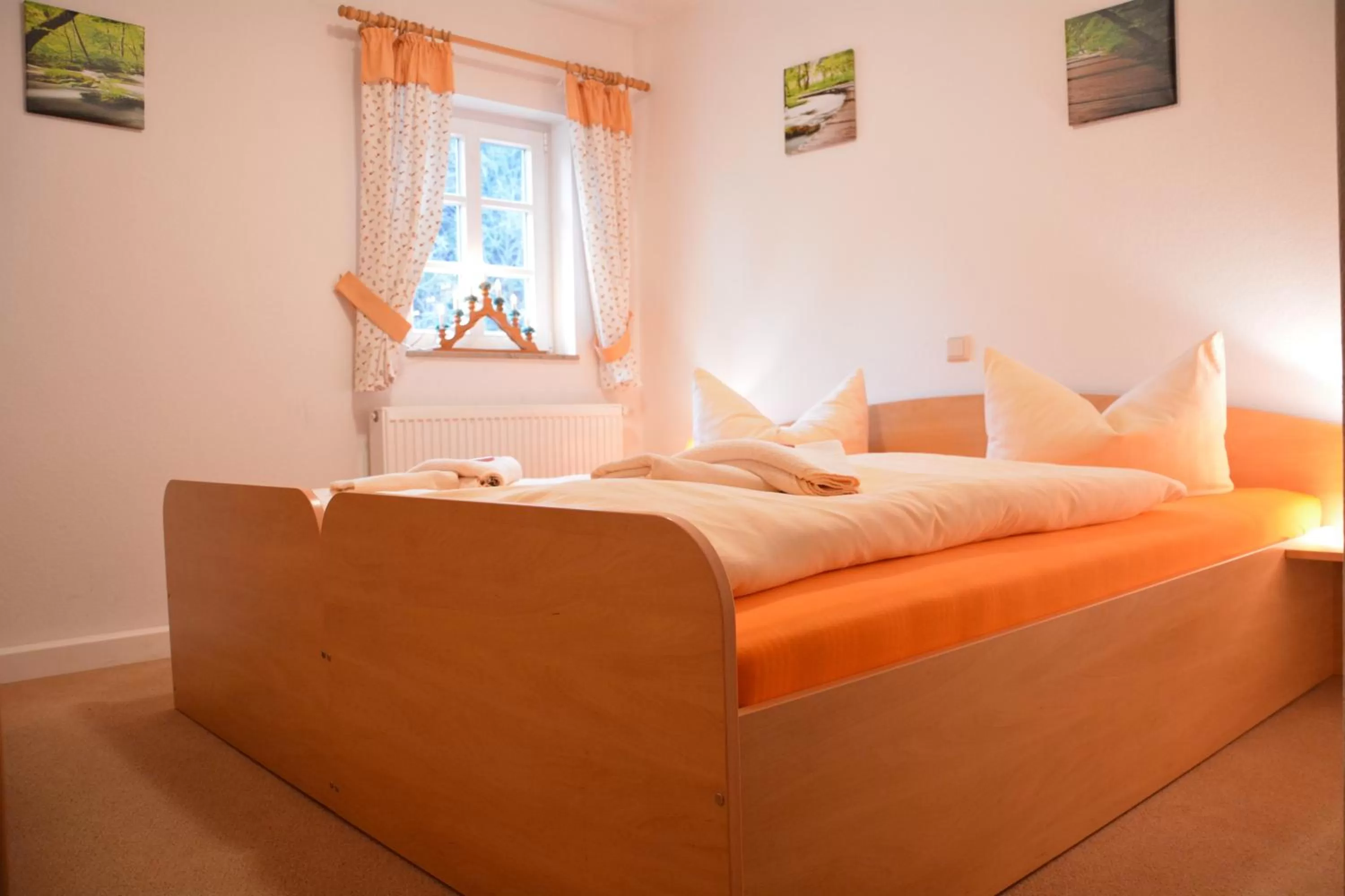 Decorative detail, Bed in Waldgasthof Bad Einsiedel