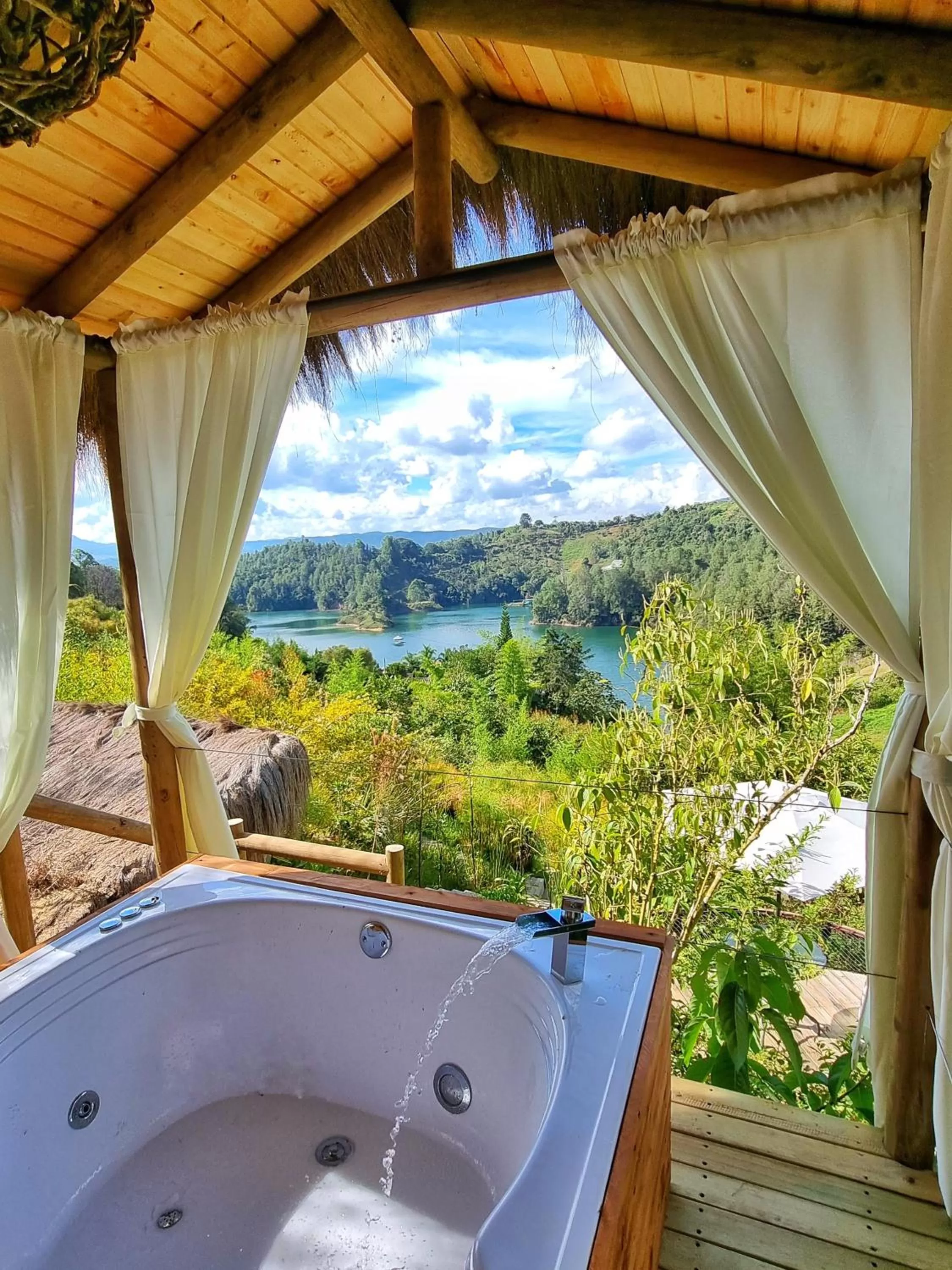 Bathroom in Levit Glamping - Hotel Guatapé ADULTS ONLY