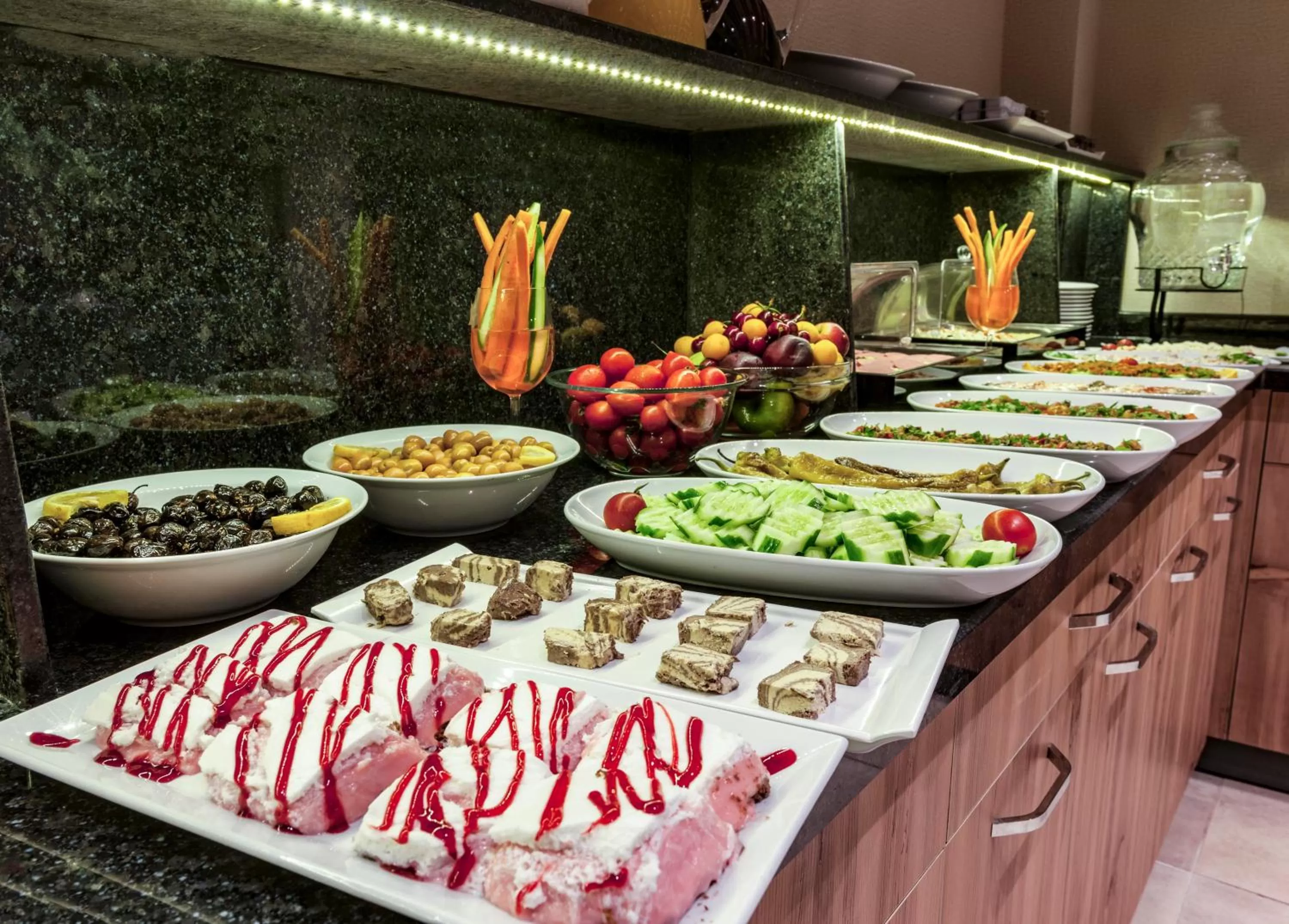 Buffet breakfast in Kupeli Hotel