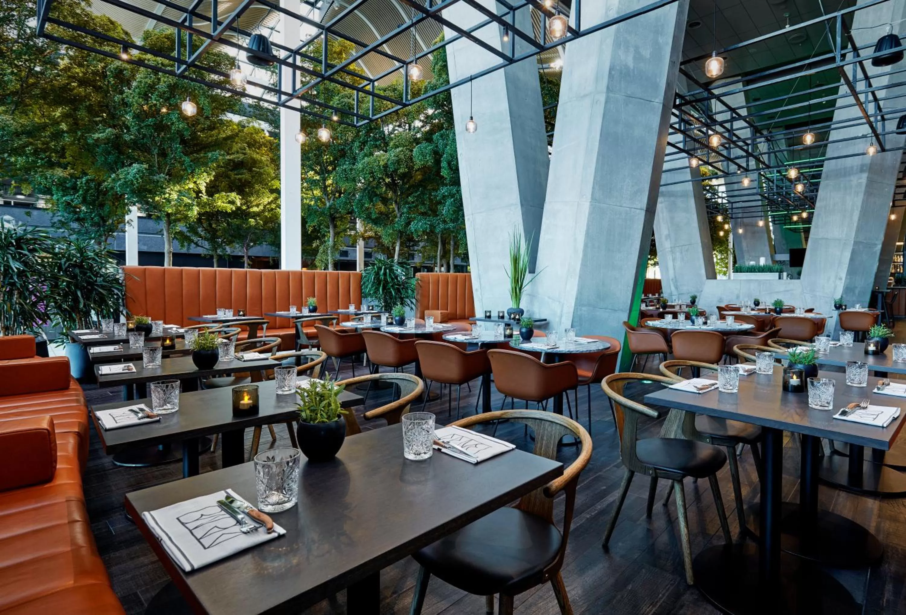 Restaurant/places to eat in Crowne Plaza Copenhagen Towers by IHG