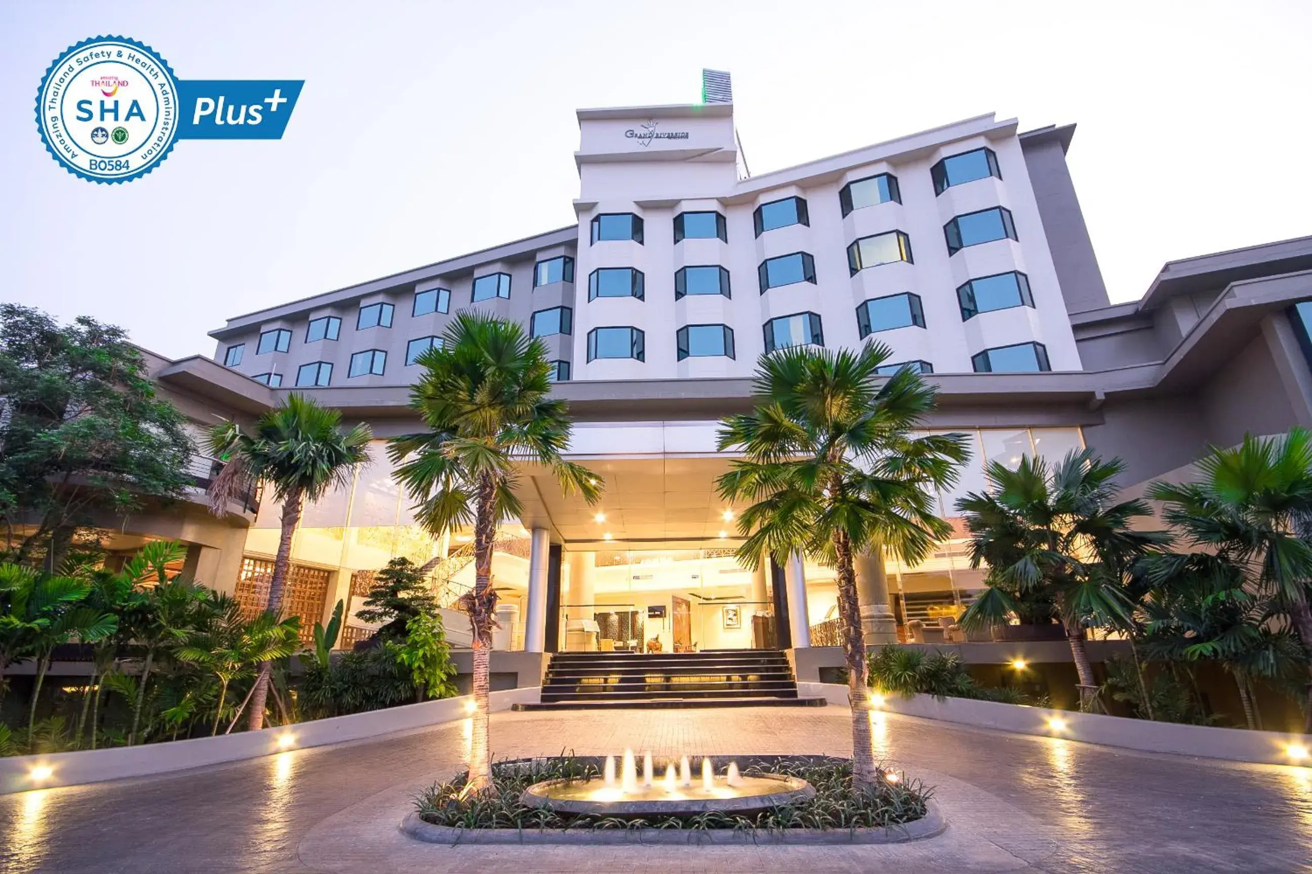 The Grand Riverside Hotel The Grand Riverside Hotel