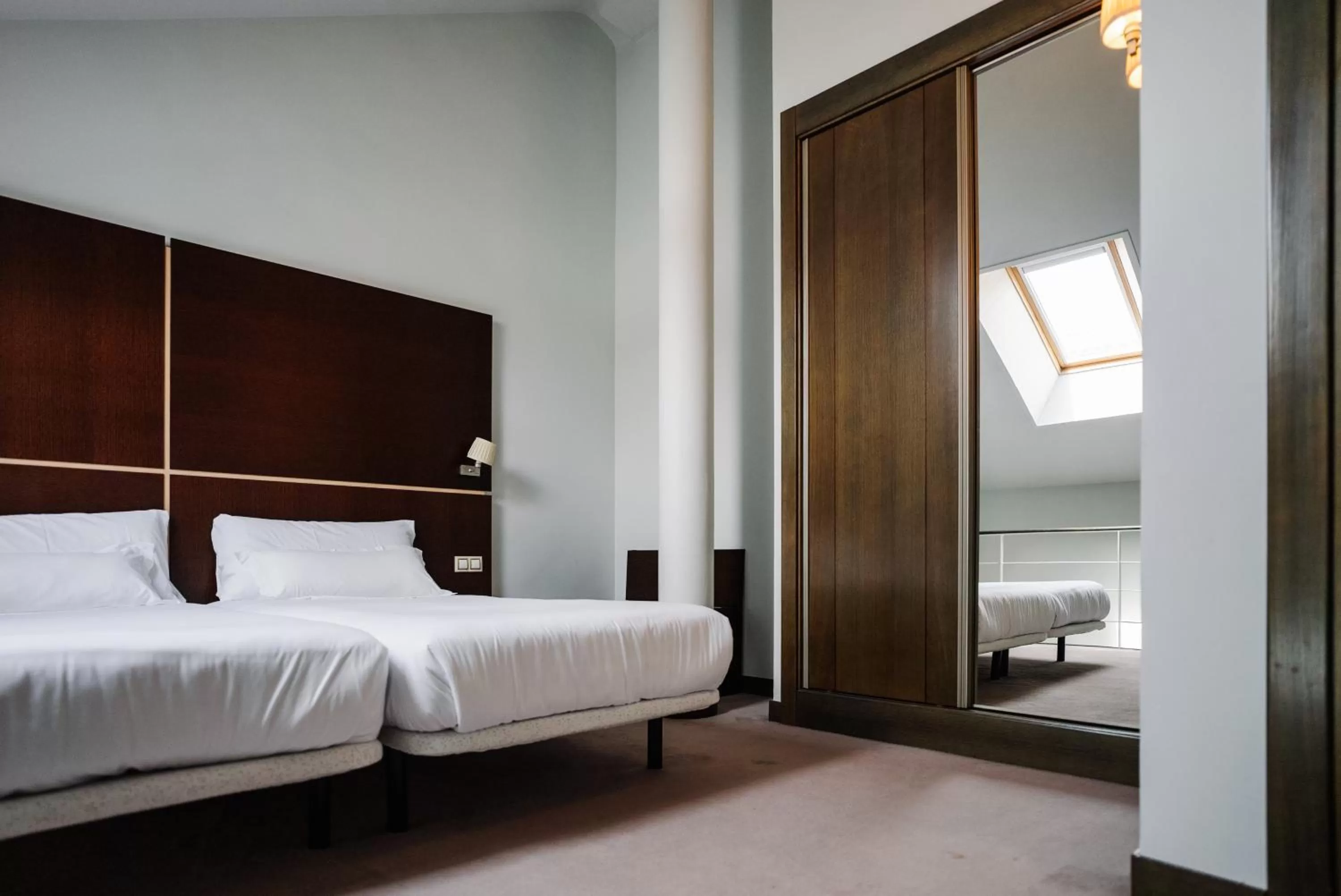 Bed in RICE Palacio de los Blasones