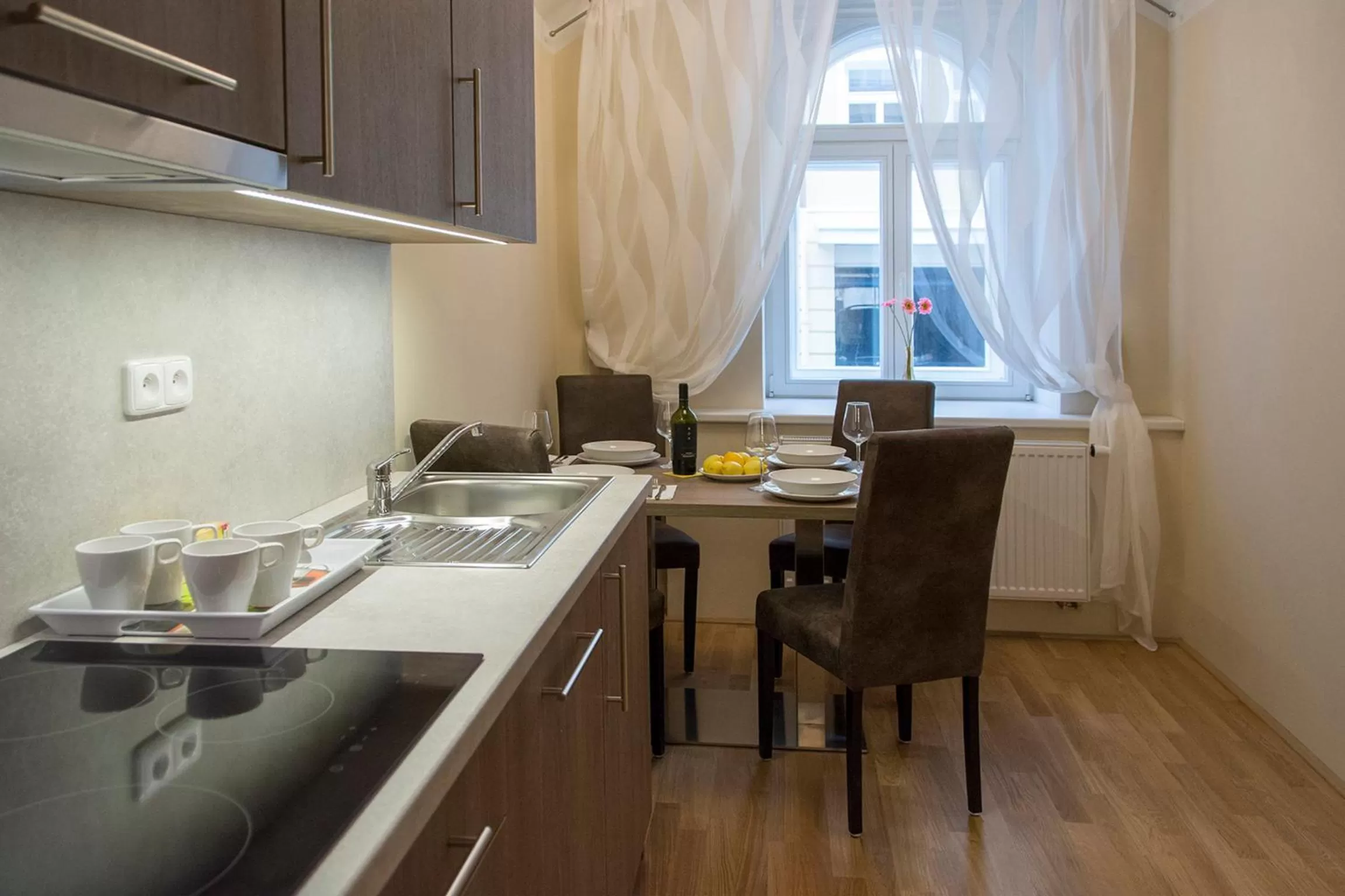 Kitchen or kitchenette in Limes Apartments