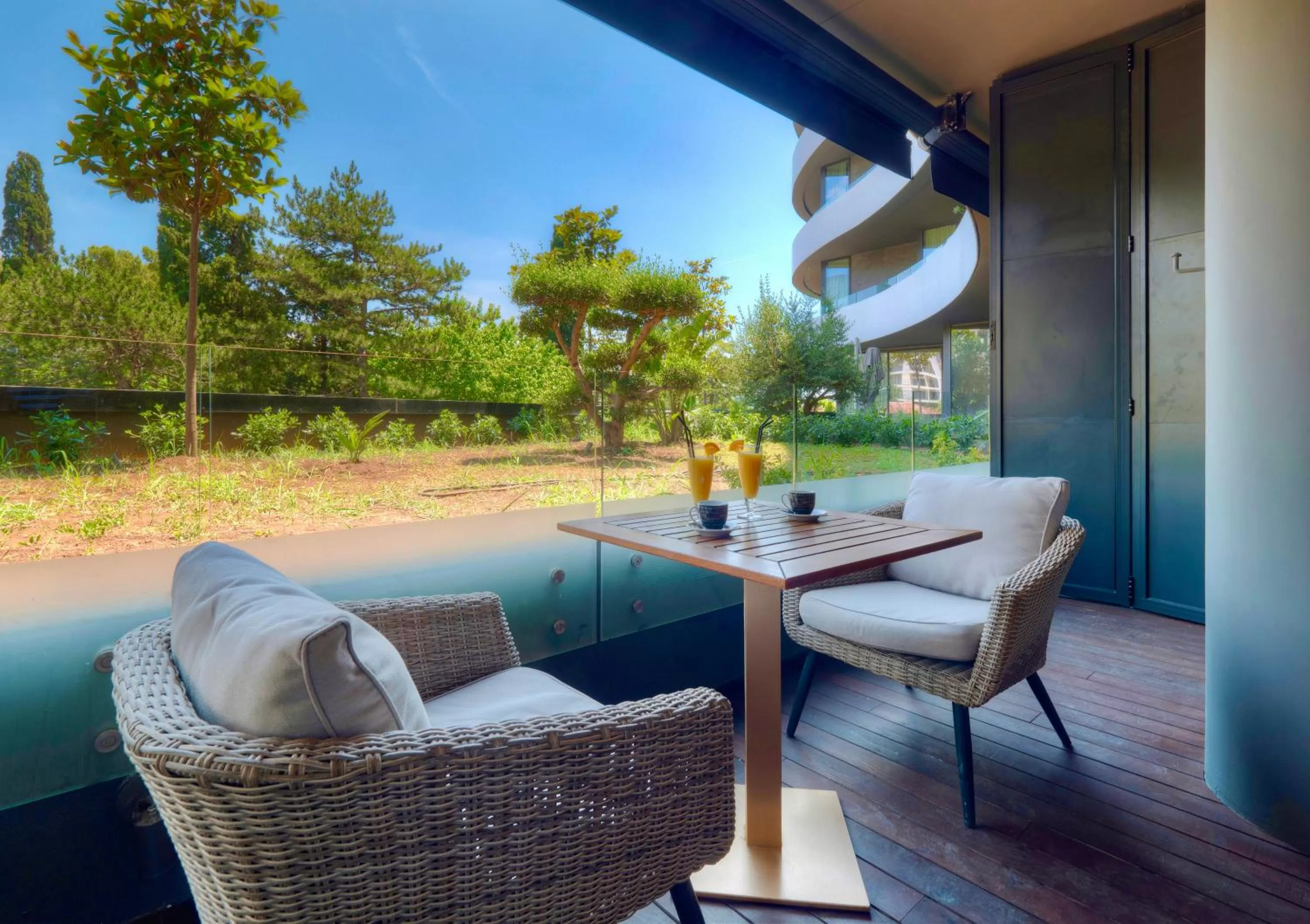 Patio in PERLA Apartments