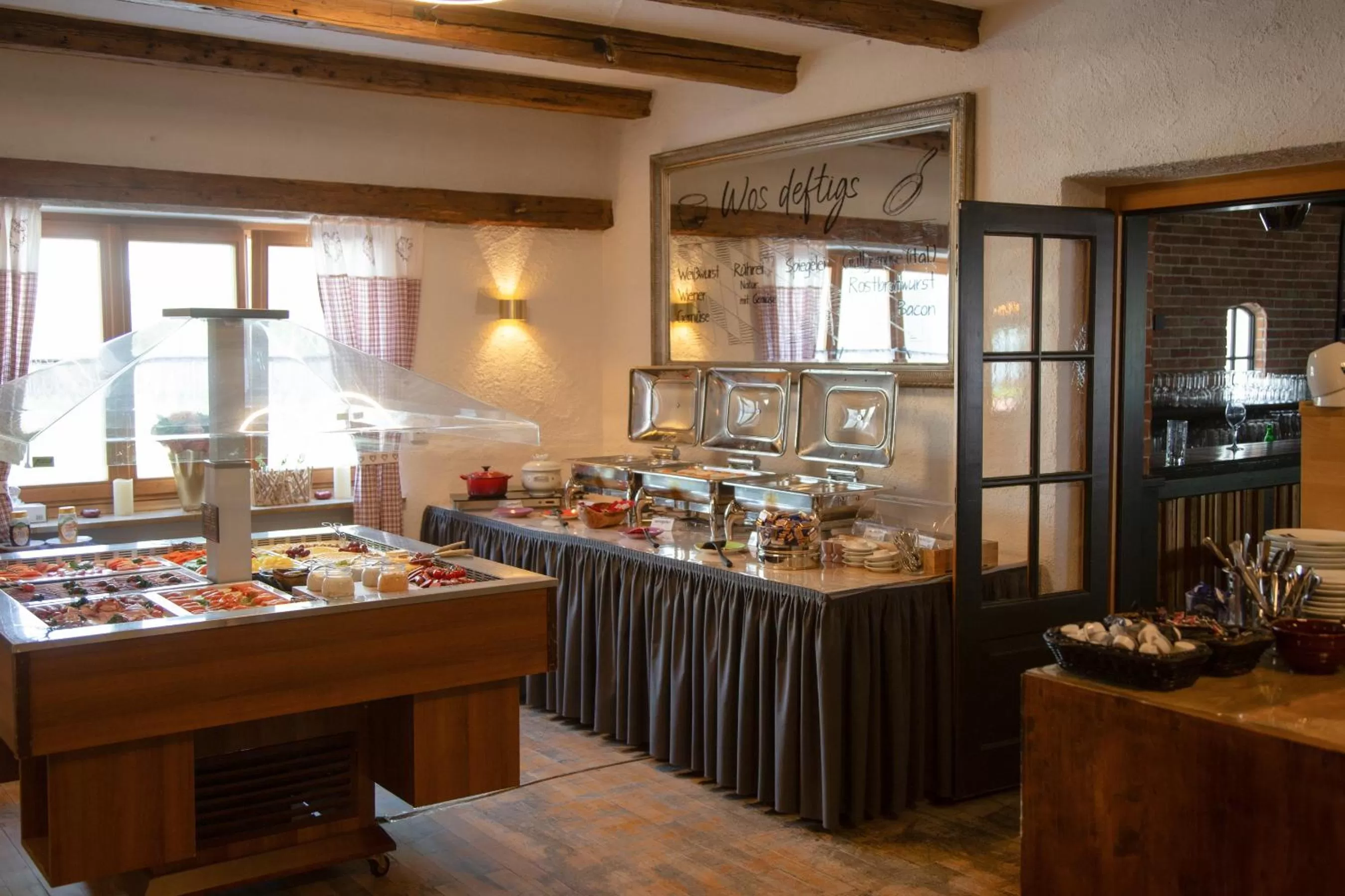 Food and drinks in Sieben Zimmer am See