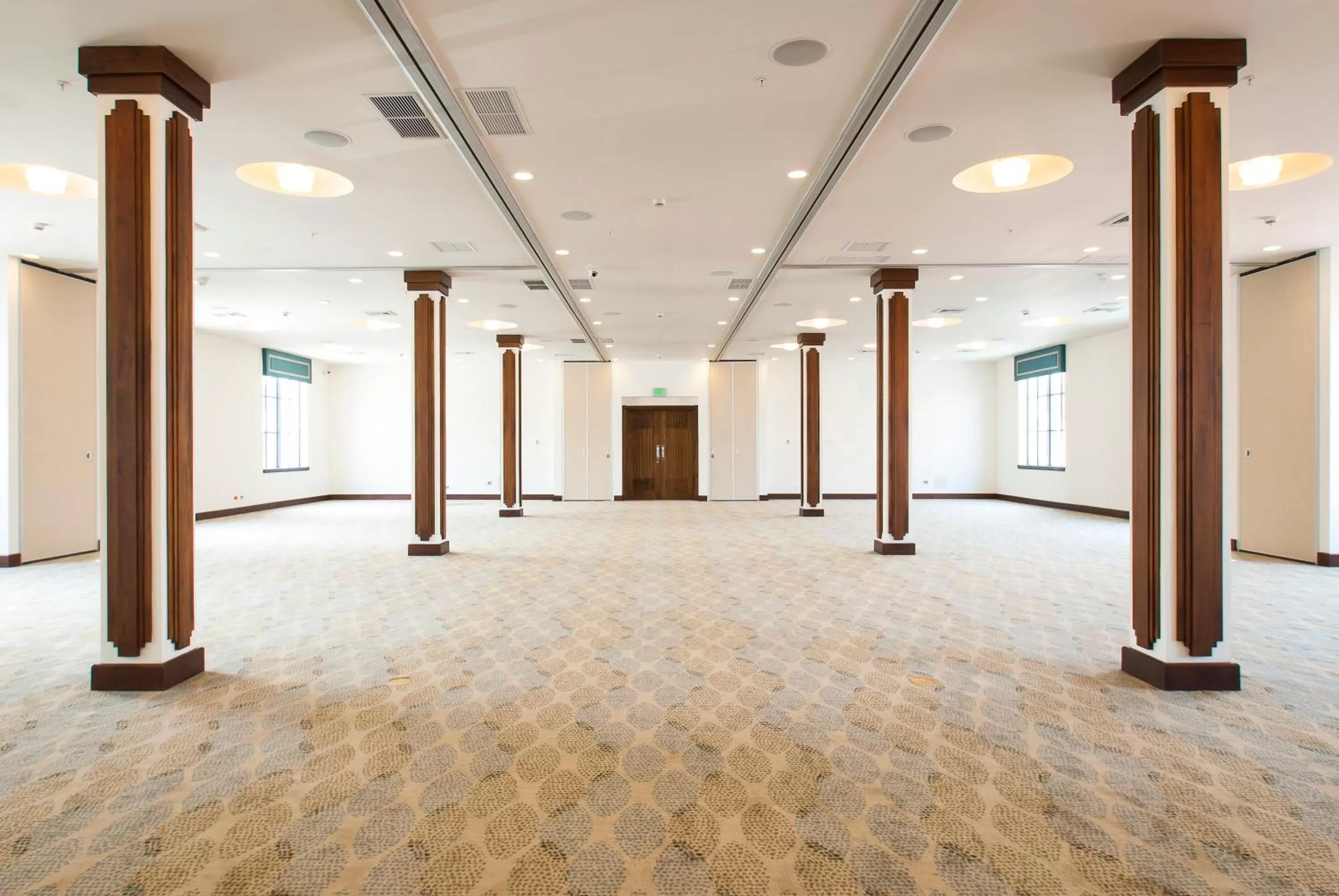 Banquet/Function facilities in American Trade Hotel