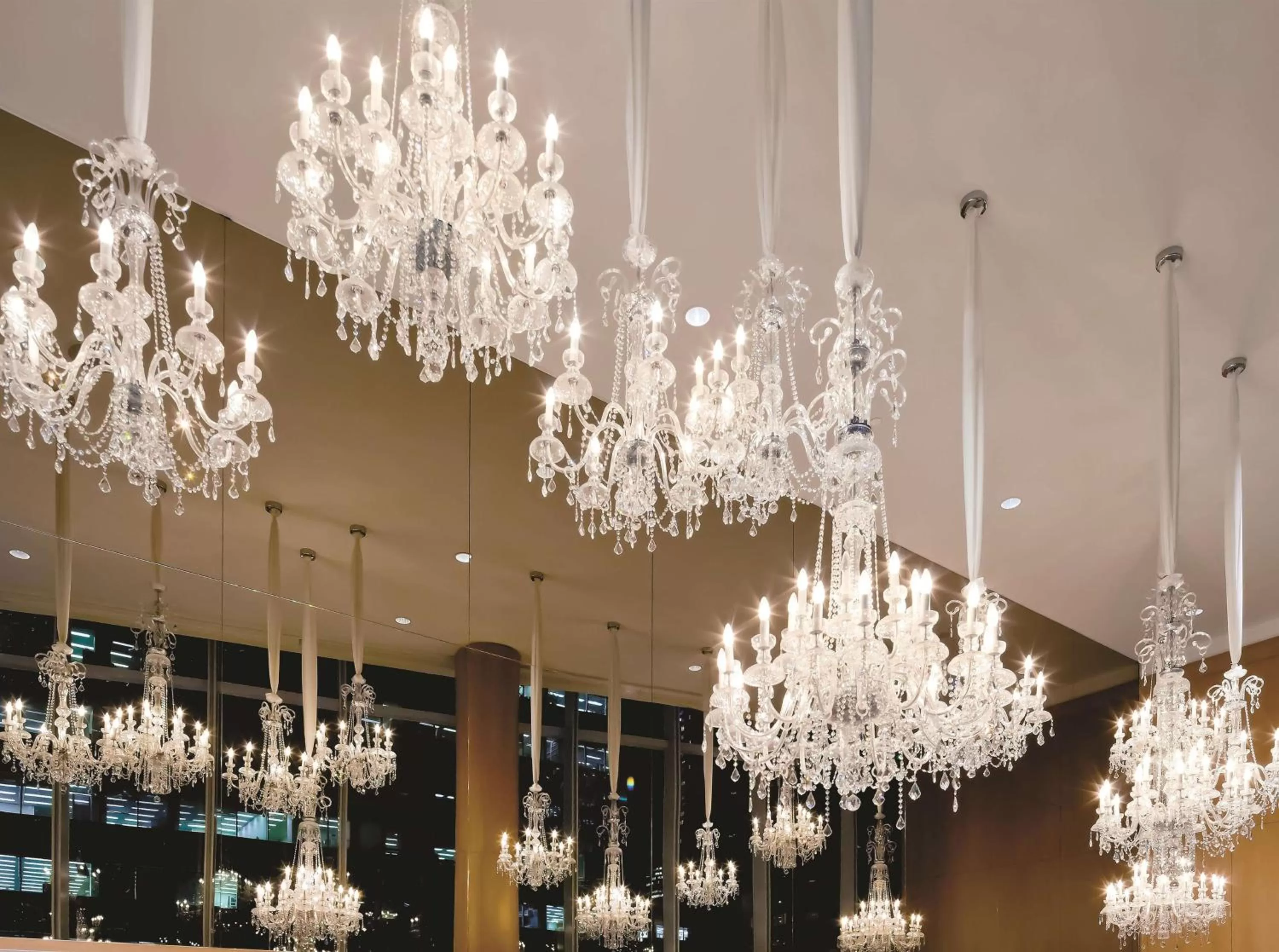 Meeting/conference room in Shangri-La Toronto