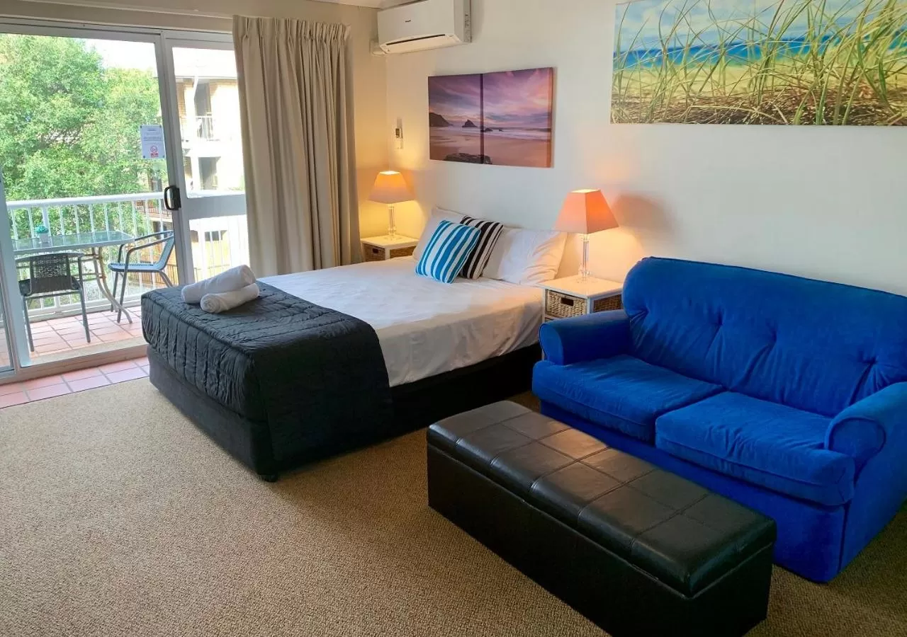 Bed in Outrigger Burleigh