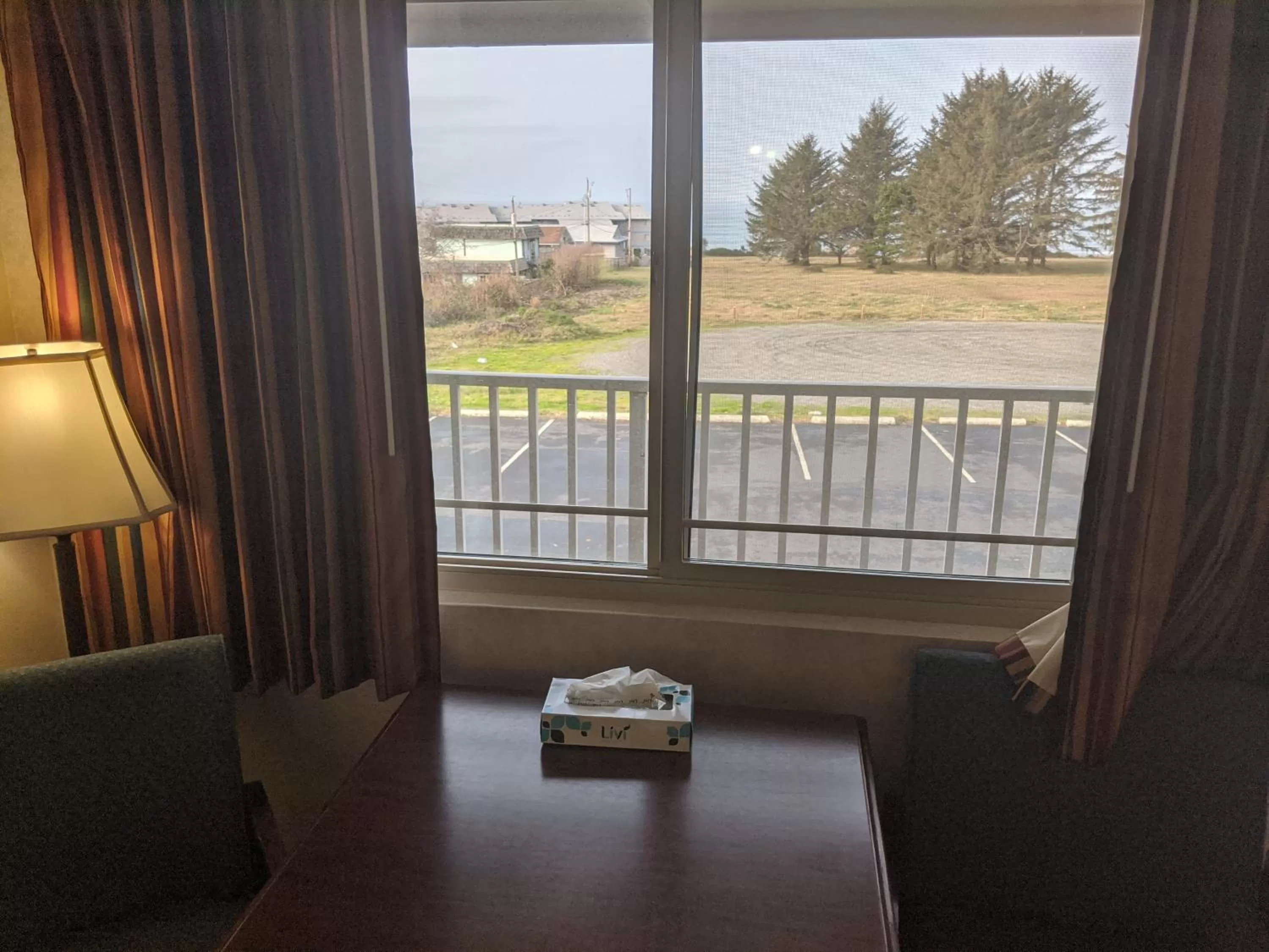 King Room in AmeriCoast Inn