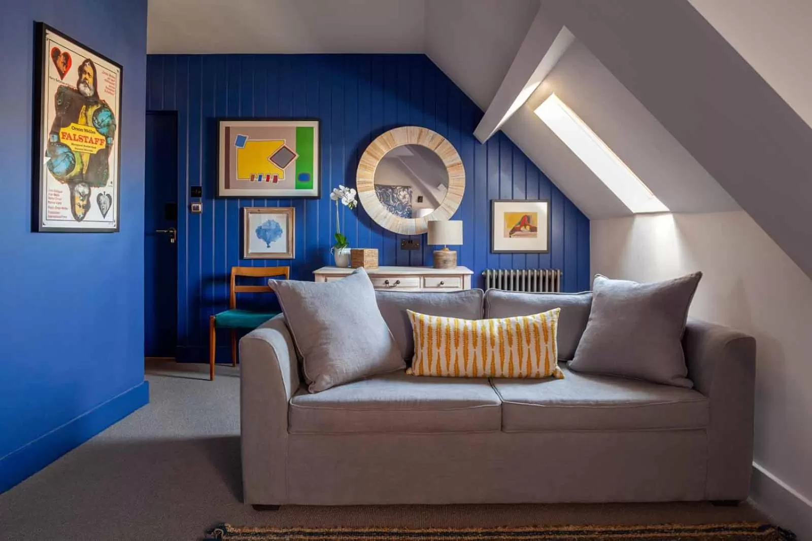 Seating area in The Falstaff in Canterbury