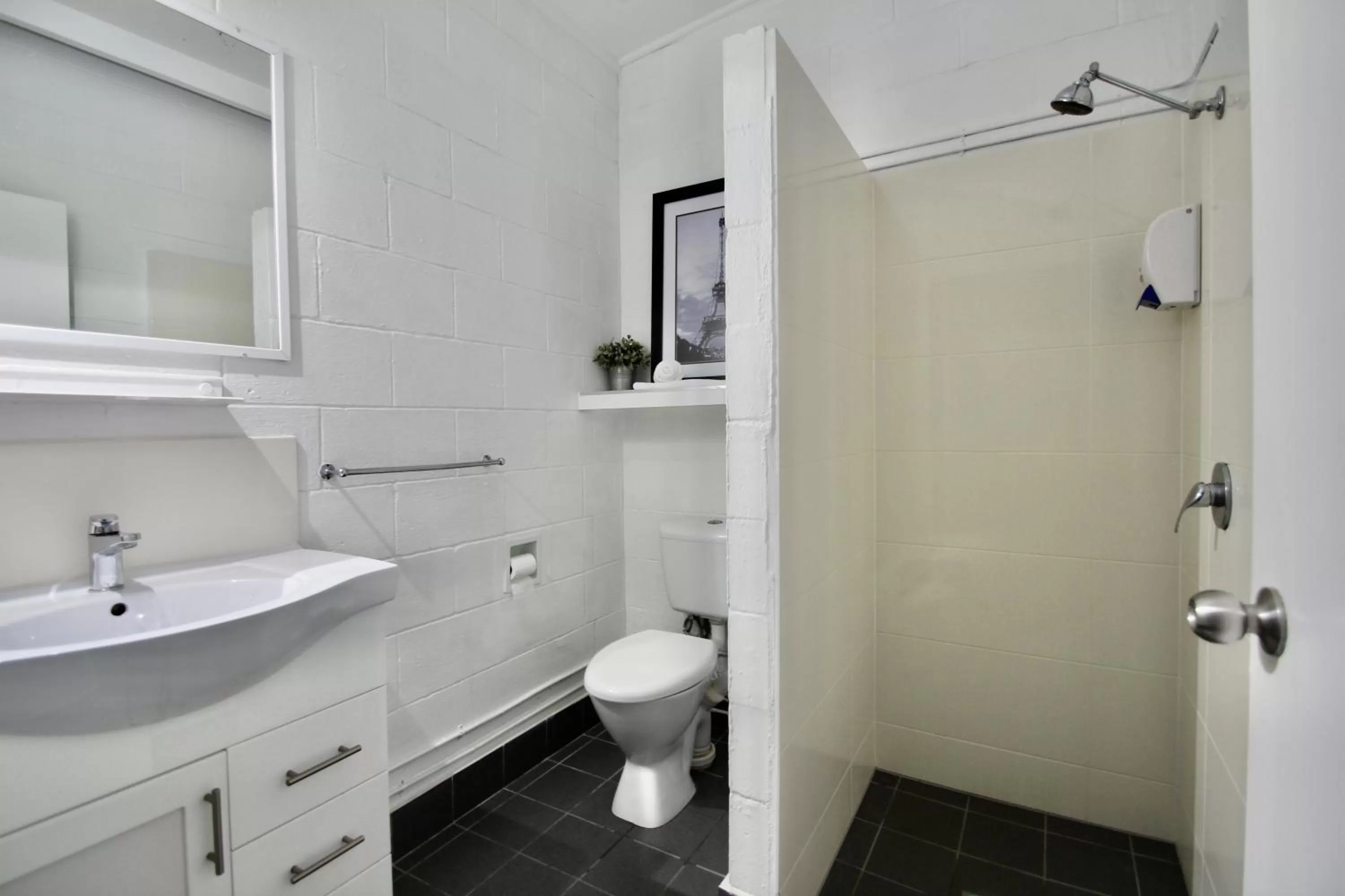 Bathroom in Hideaway Noosa Men Only Beach Resort