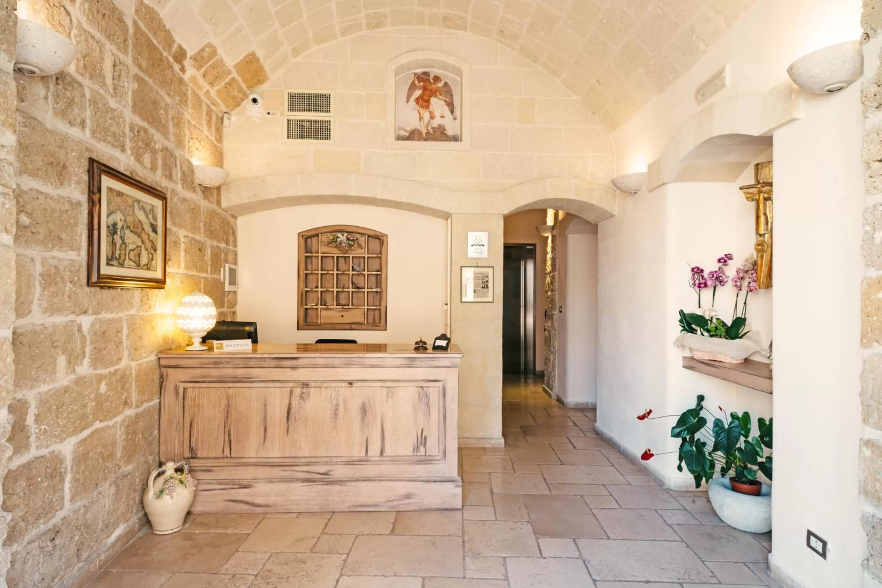 Lobby or reception in Hotel L'Arcangelo - Boutique Hotel