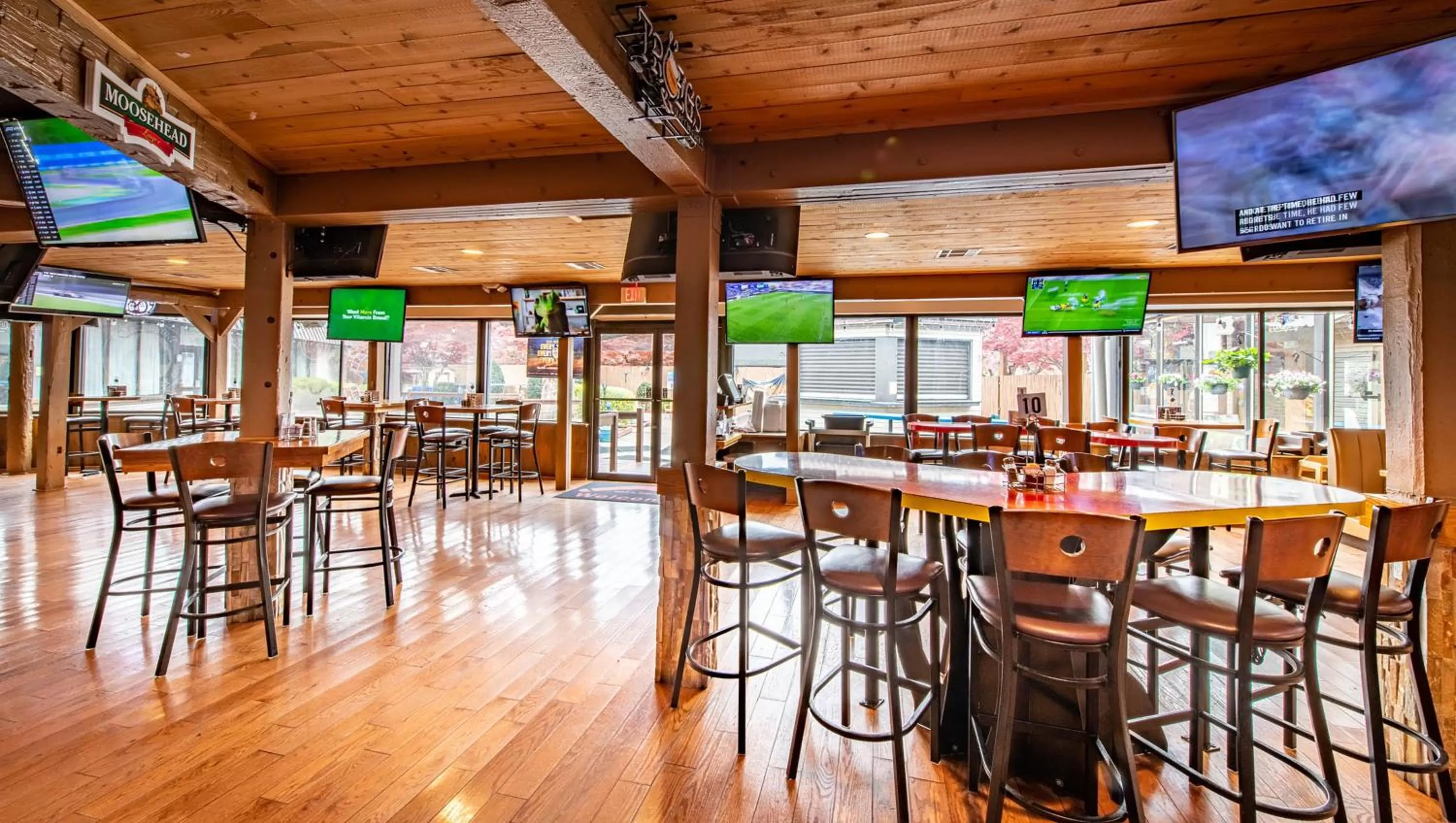 Restaurant/places to eat in Magnuson Grand Harrisburg