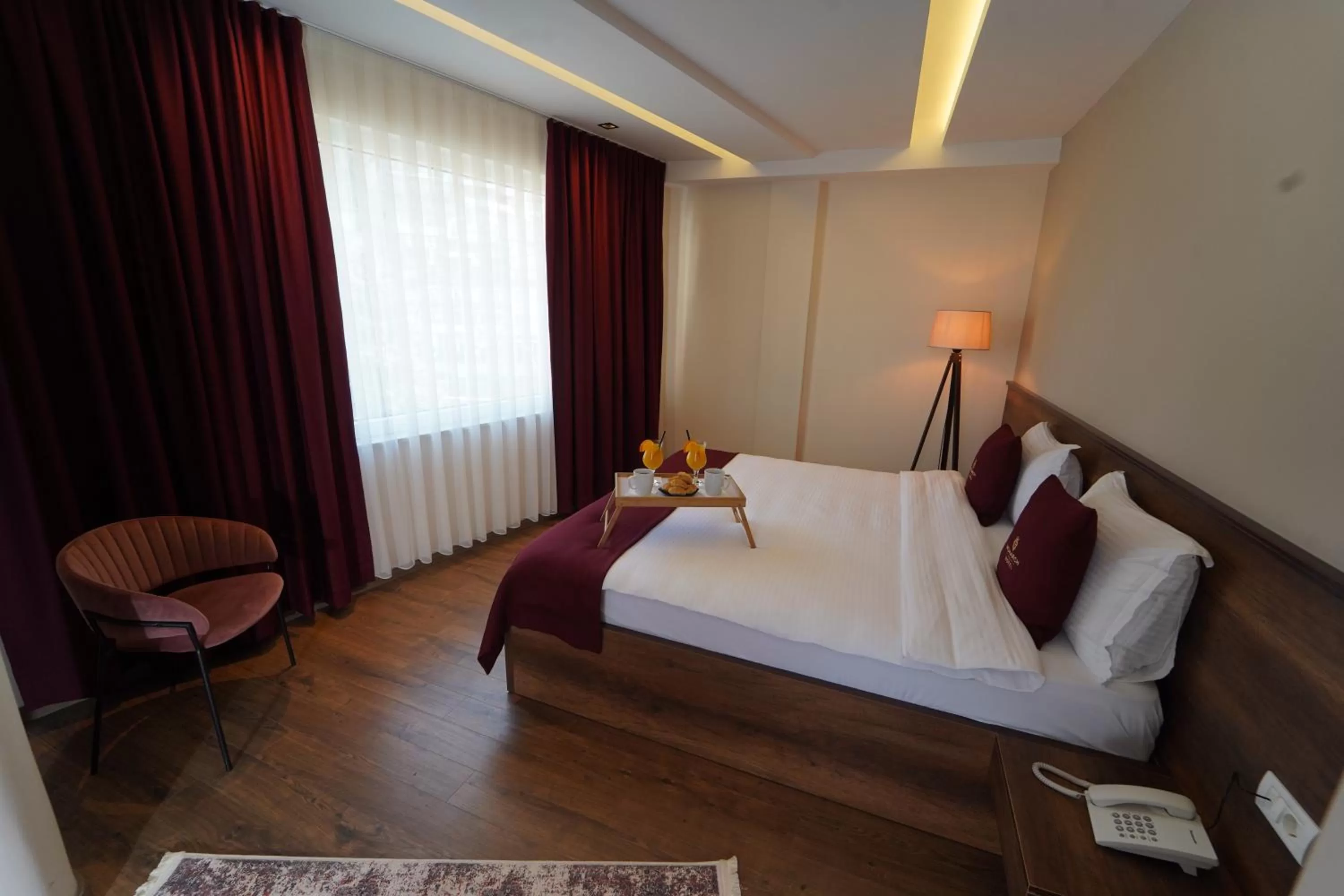 Photo of the whole room, Bed in Monarch Hotel