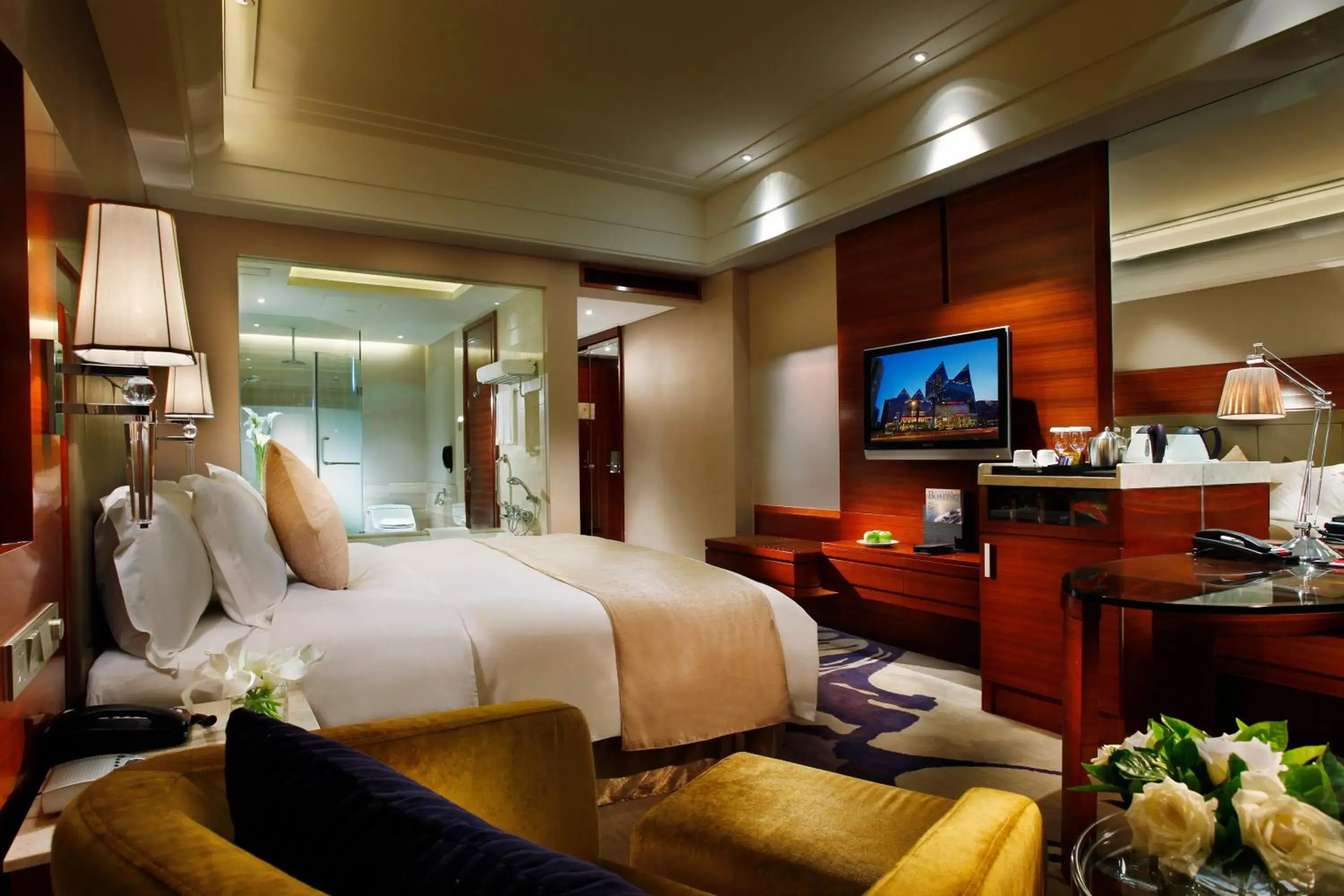 Superior Double Room in Crowne Plaza Shenyang Parkview, an IHG Hotel Superior Double Room in Crowne Plaza Shenyang Parkview, an IHG Hotel