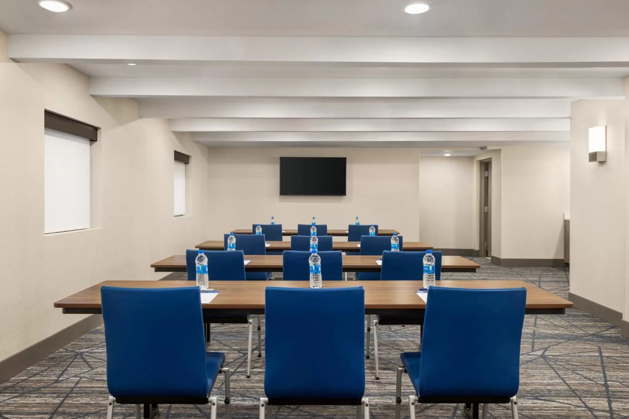 Meeting/conference room in Holiday Inn Express & Suites Evansville Downtown by IHG