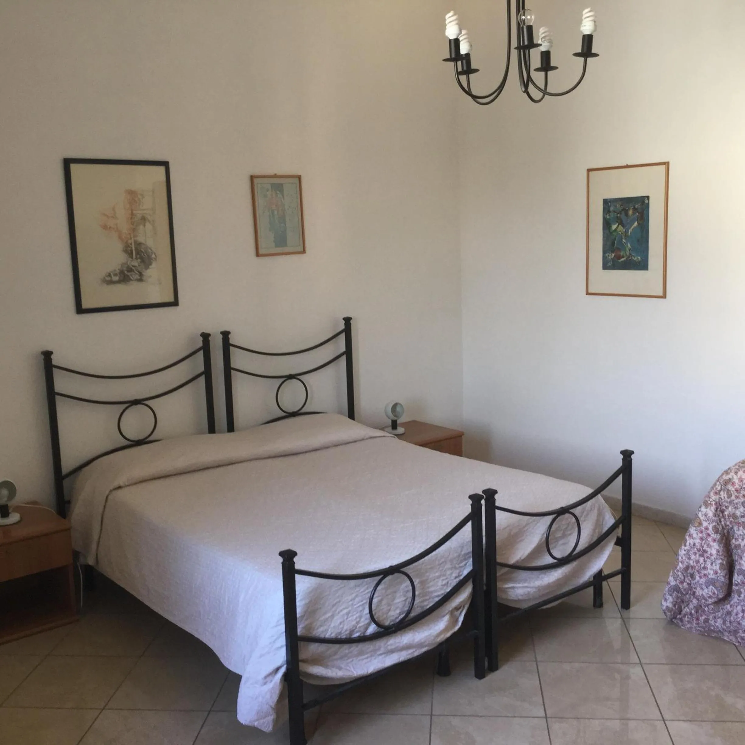 Bed in Hotel Touring