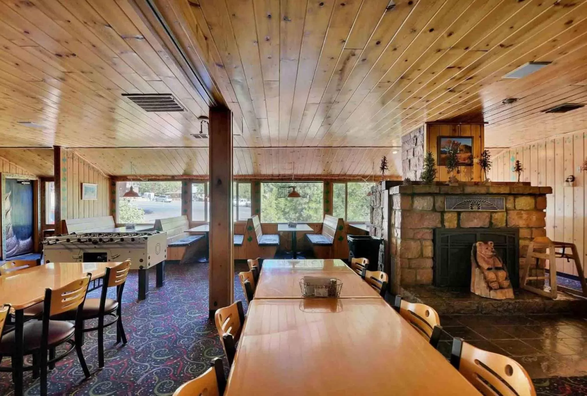 Restaurant/places to eat in Strawberry Inn