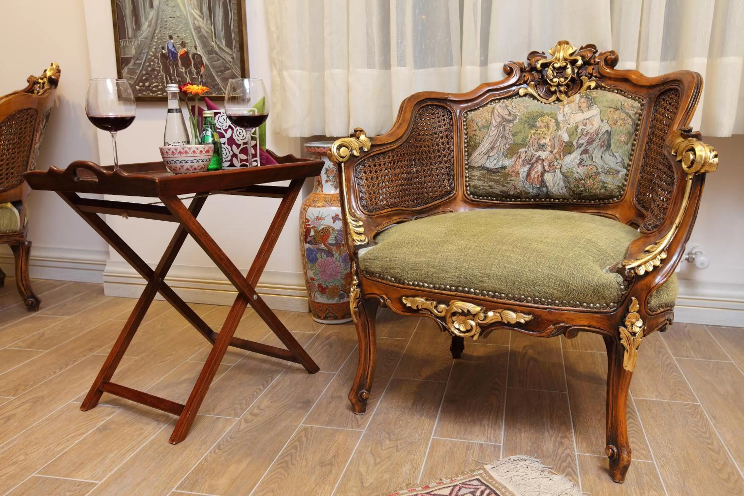 Decorative detail in Lir Residence Suites LONG STAY