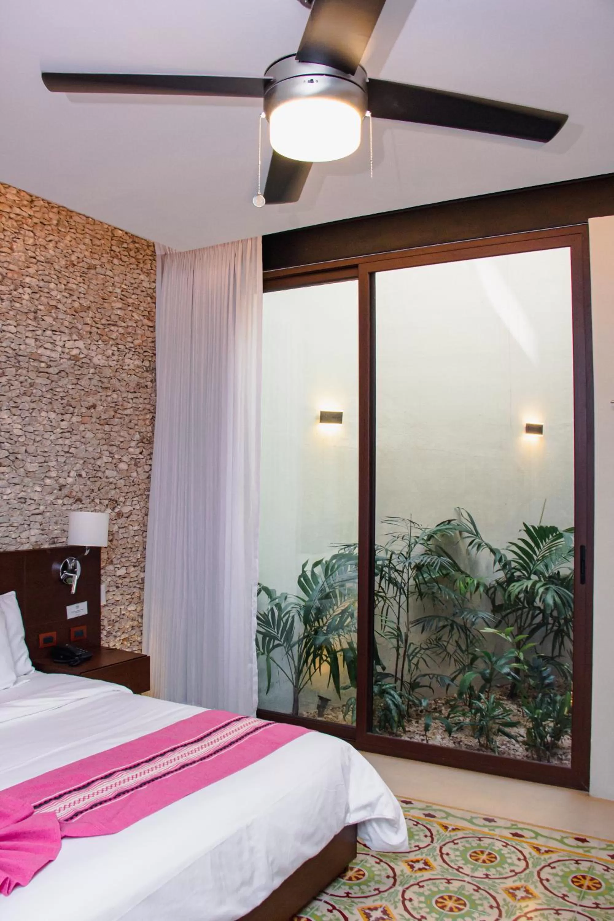 Bed in Hotel Marionetas