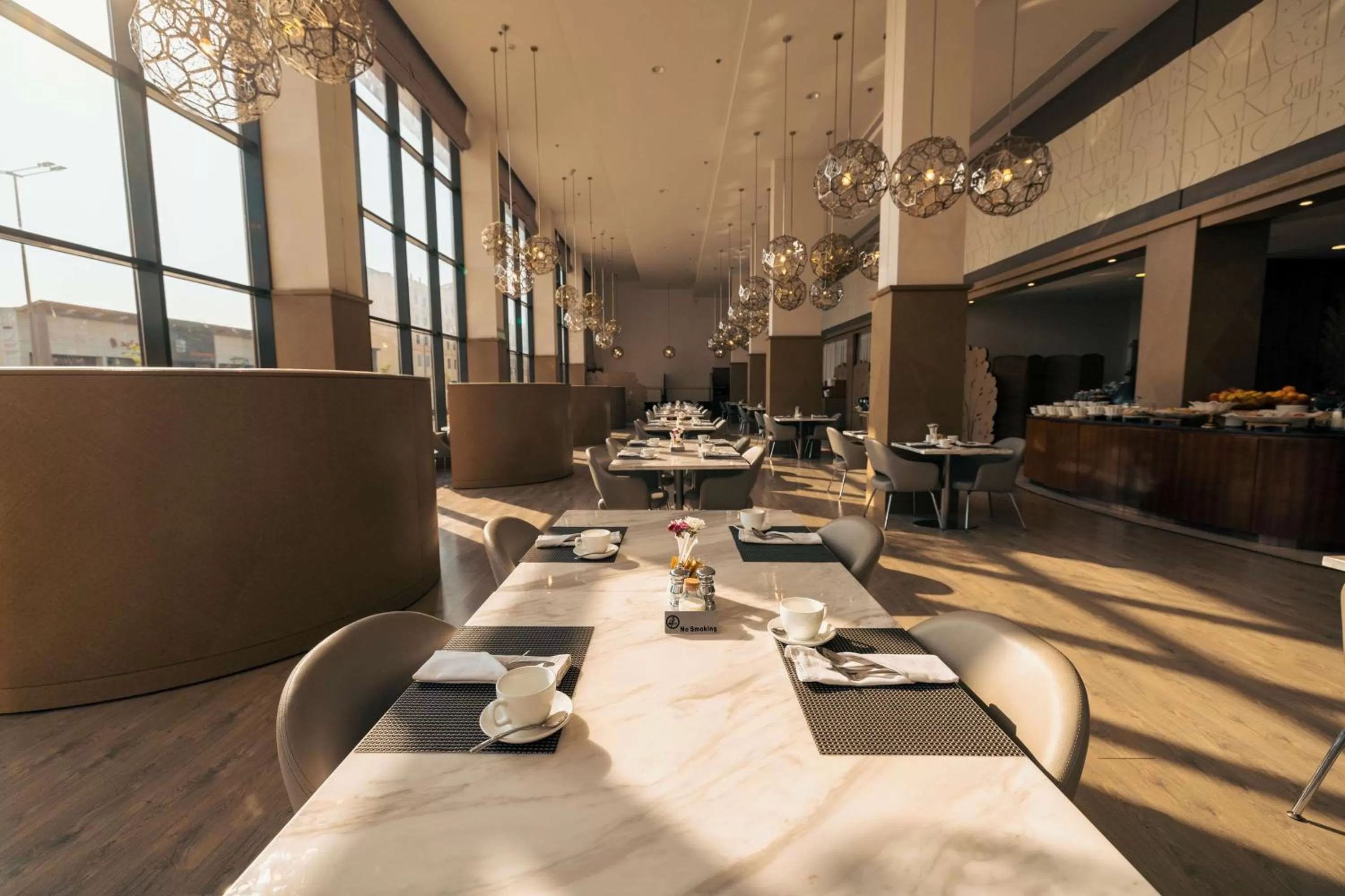 Restaurant/places to eat in Radisson Blu Hotel, Buraidah