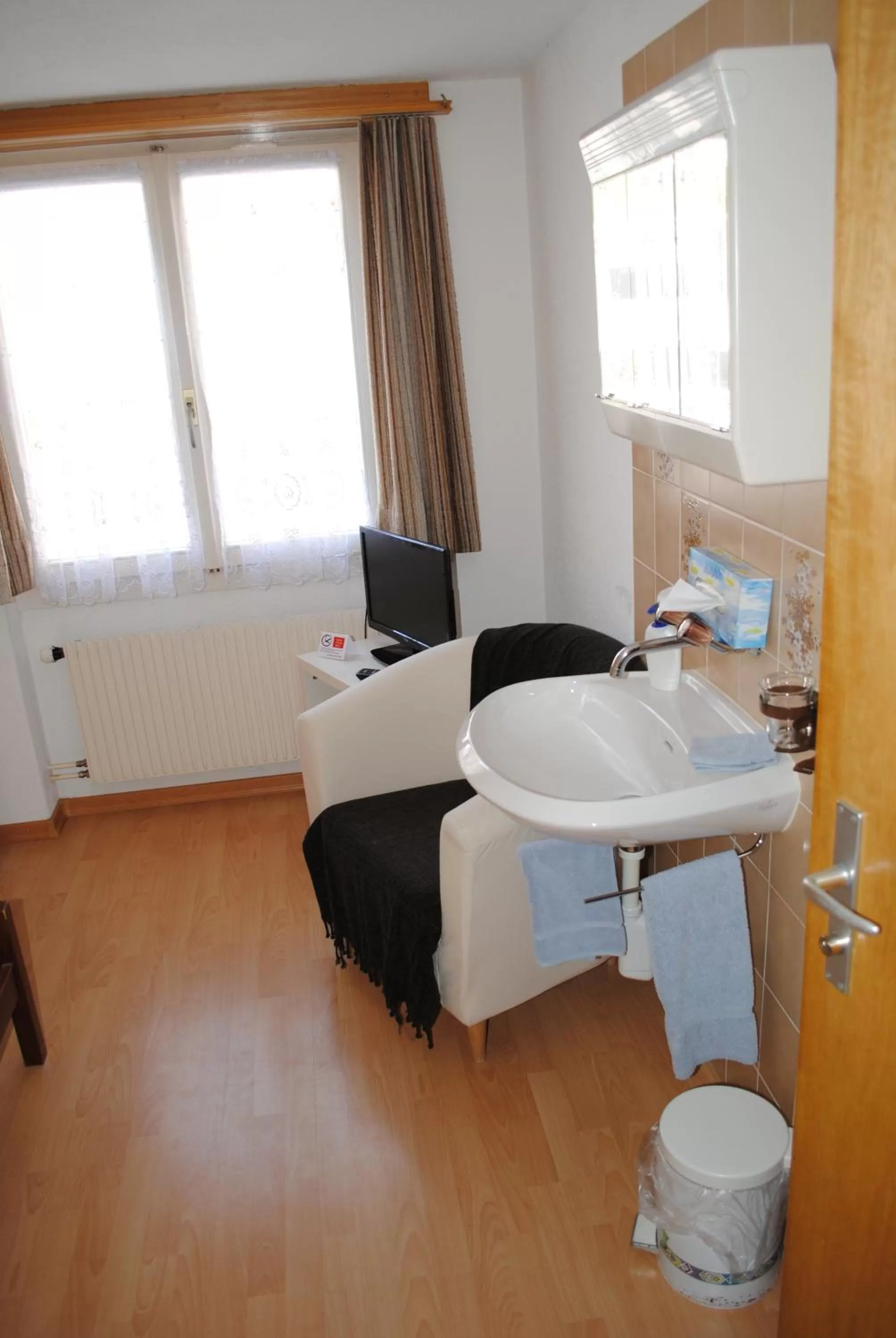 TV and multimedia in Hotel Weisses Kreuz