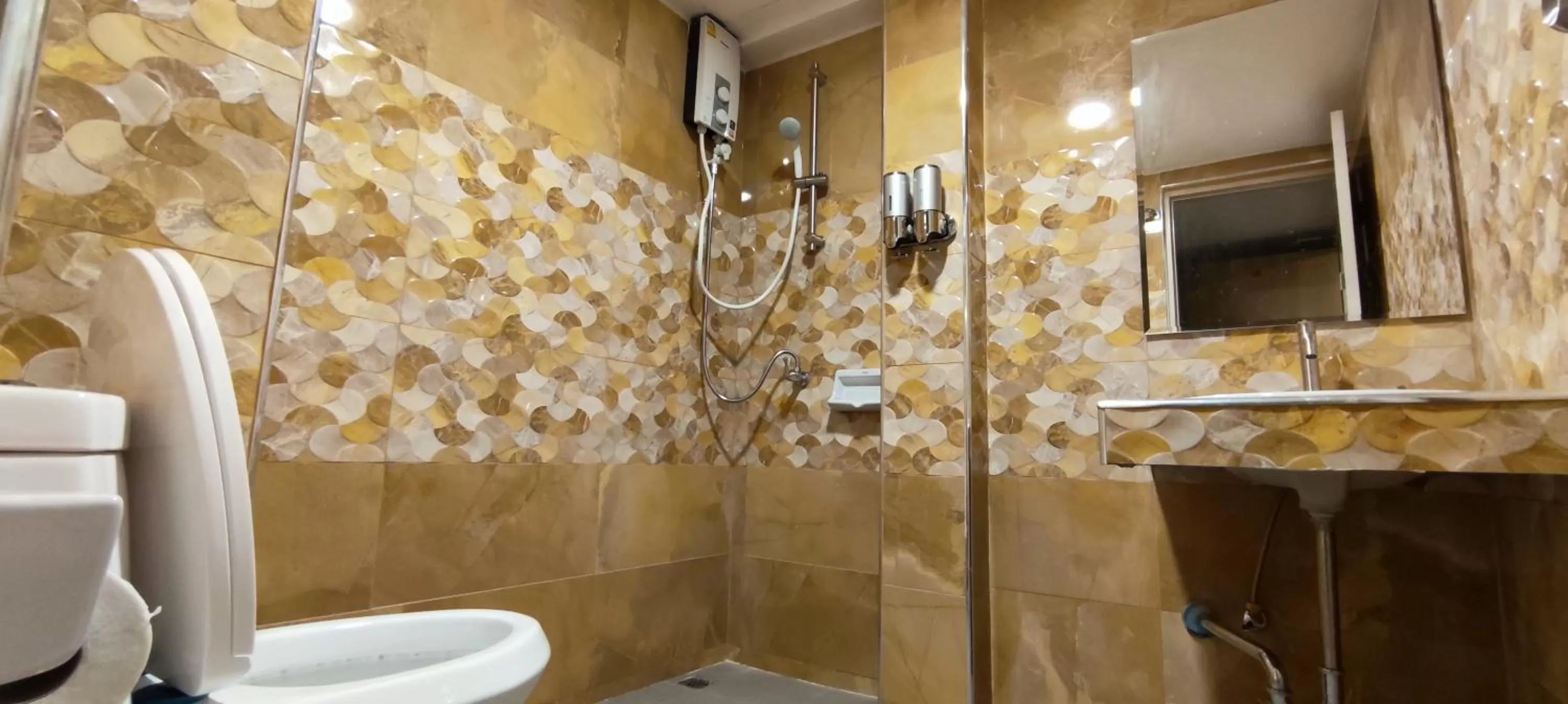 Bathroom in Sea-Sun Bungalow & Resort