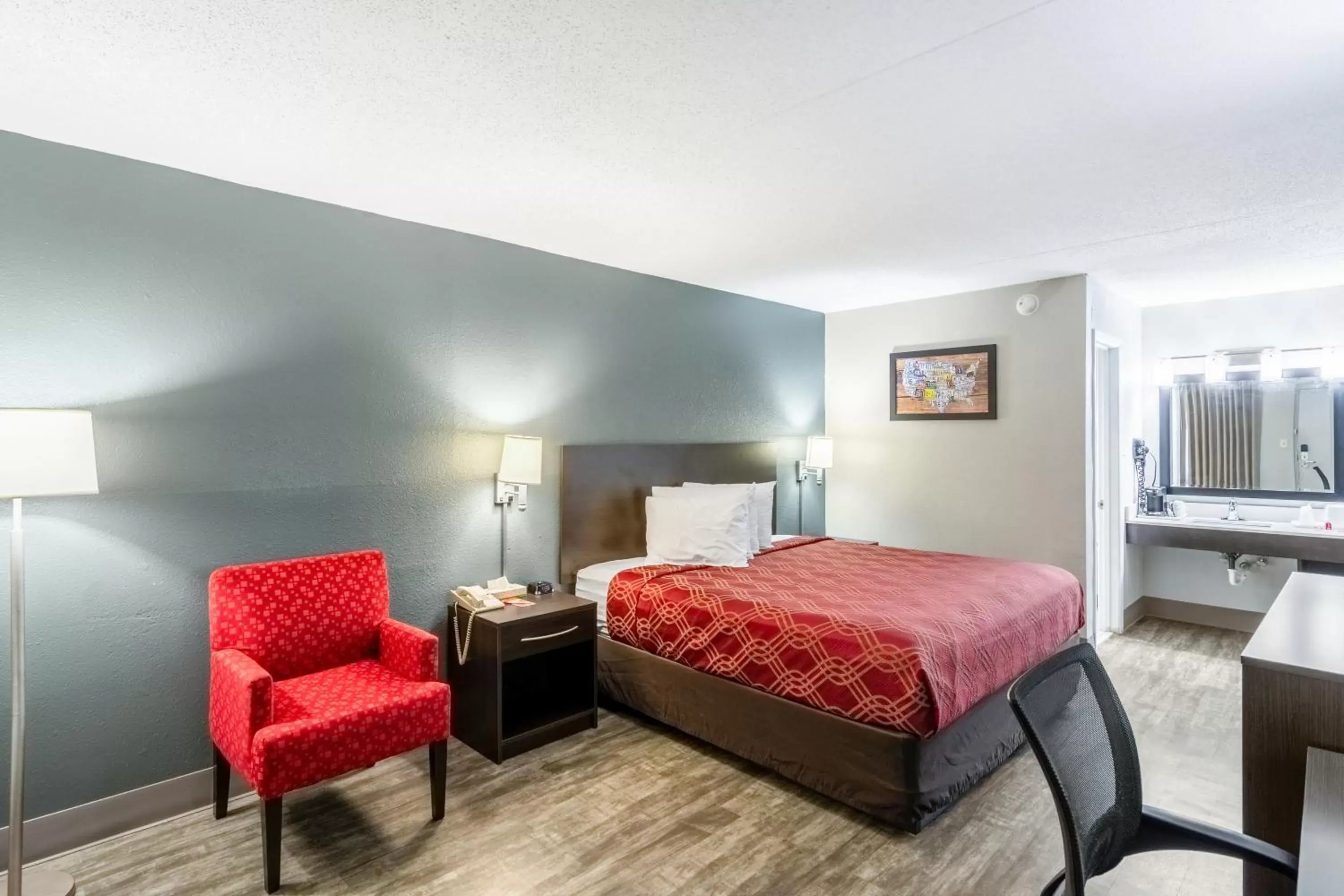 King Room - Smoking in Econo Lodge King Room - Smoking in Econo Lodge