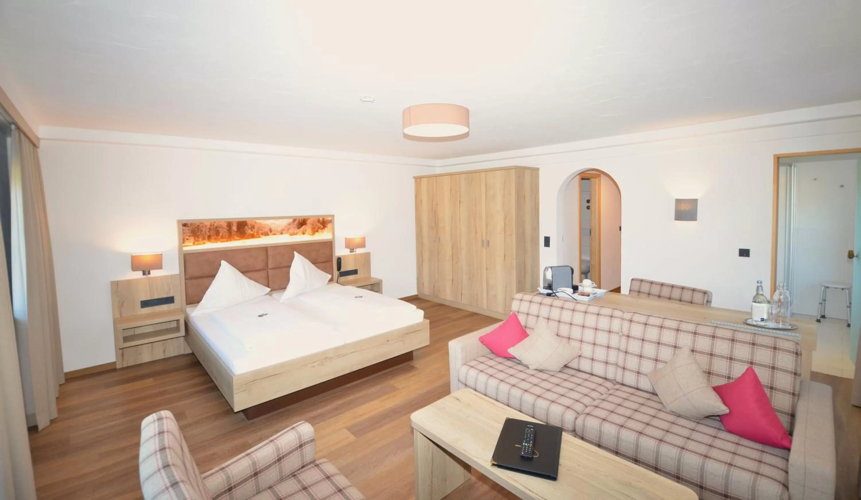 Photo of the whole room, Bed in Naturhotel Café Waldesruhe