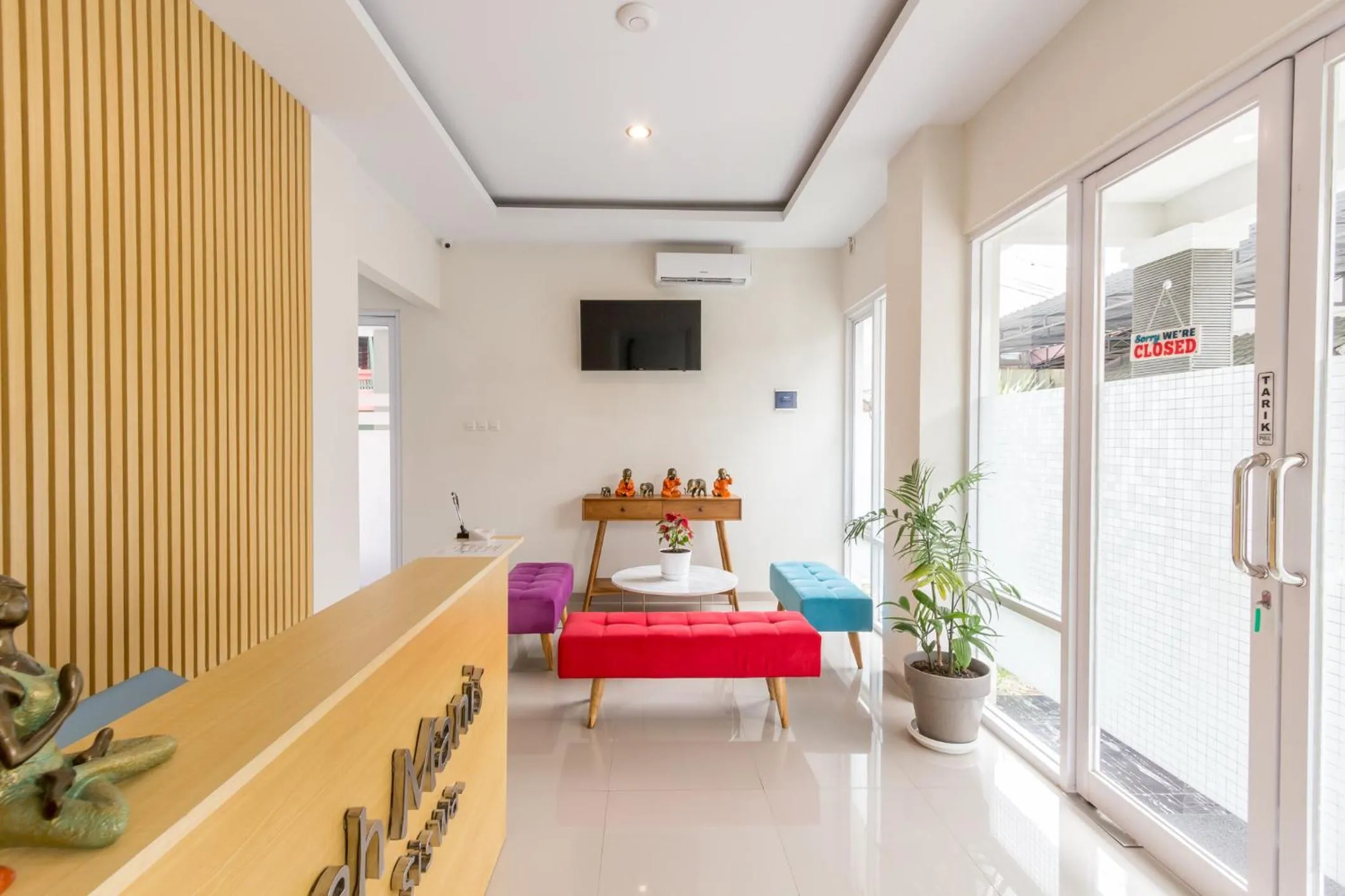 Lobby or reception, Bed in Omah Manis