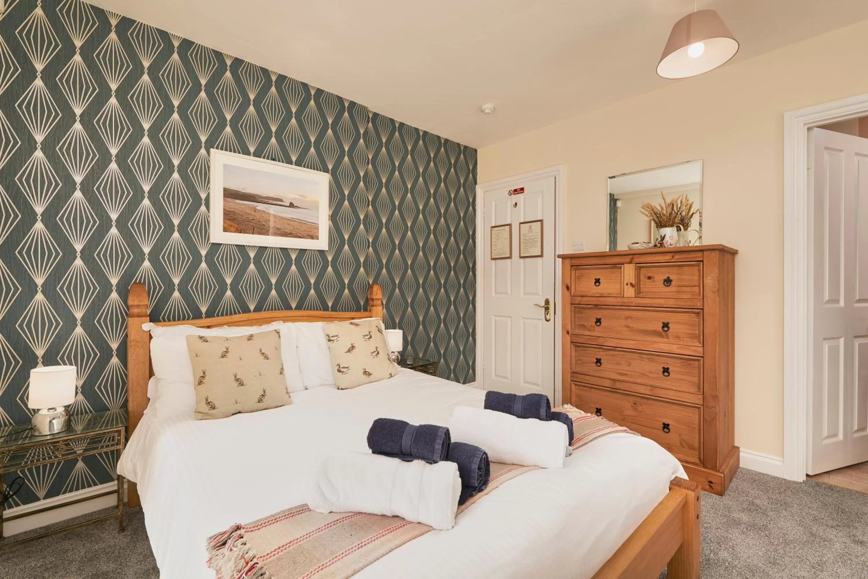 Bedroom in The White Hart Hotel