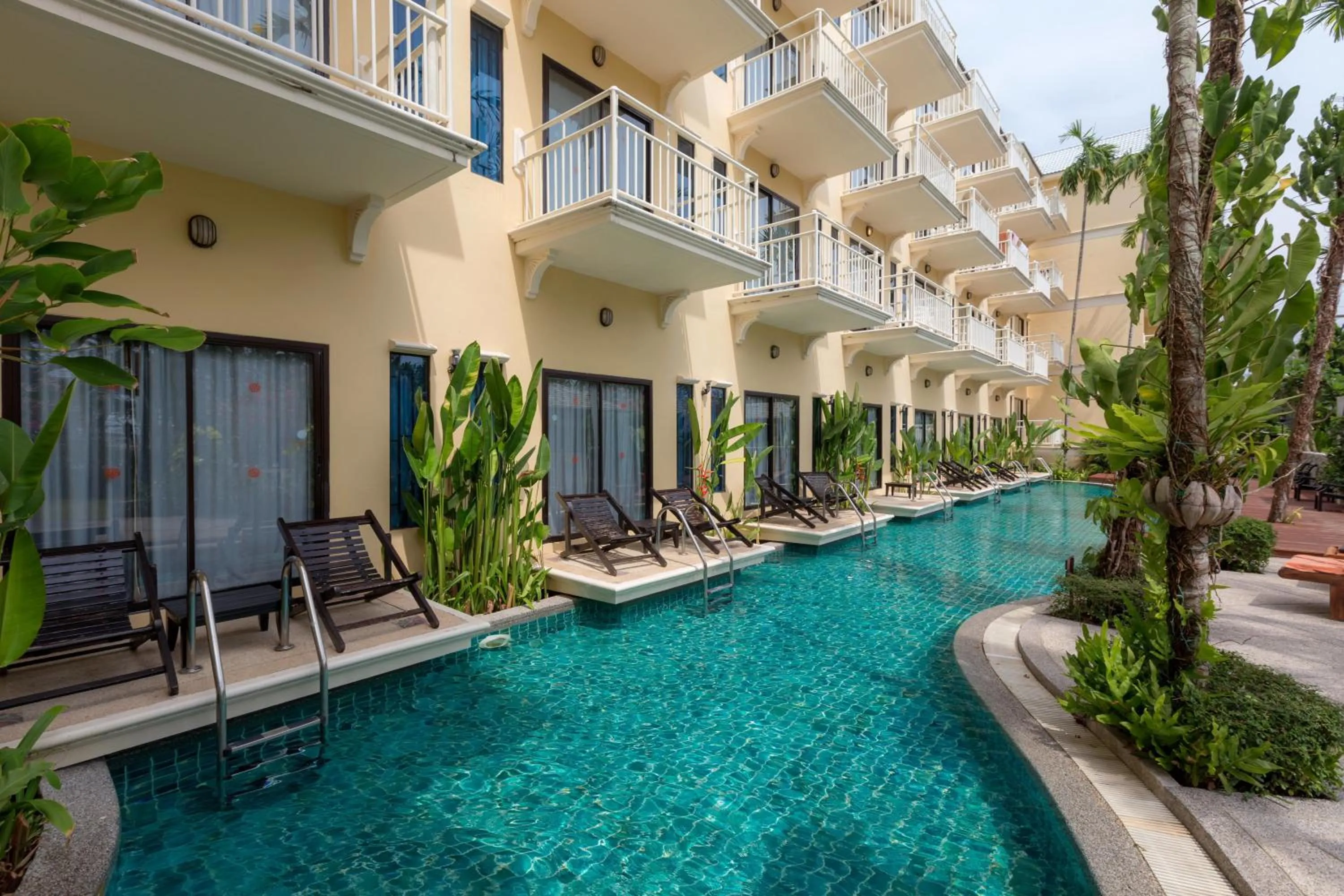 Swimming pool in The Front Village - SHA Plus