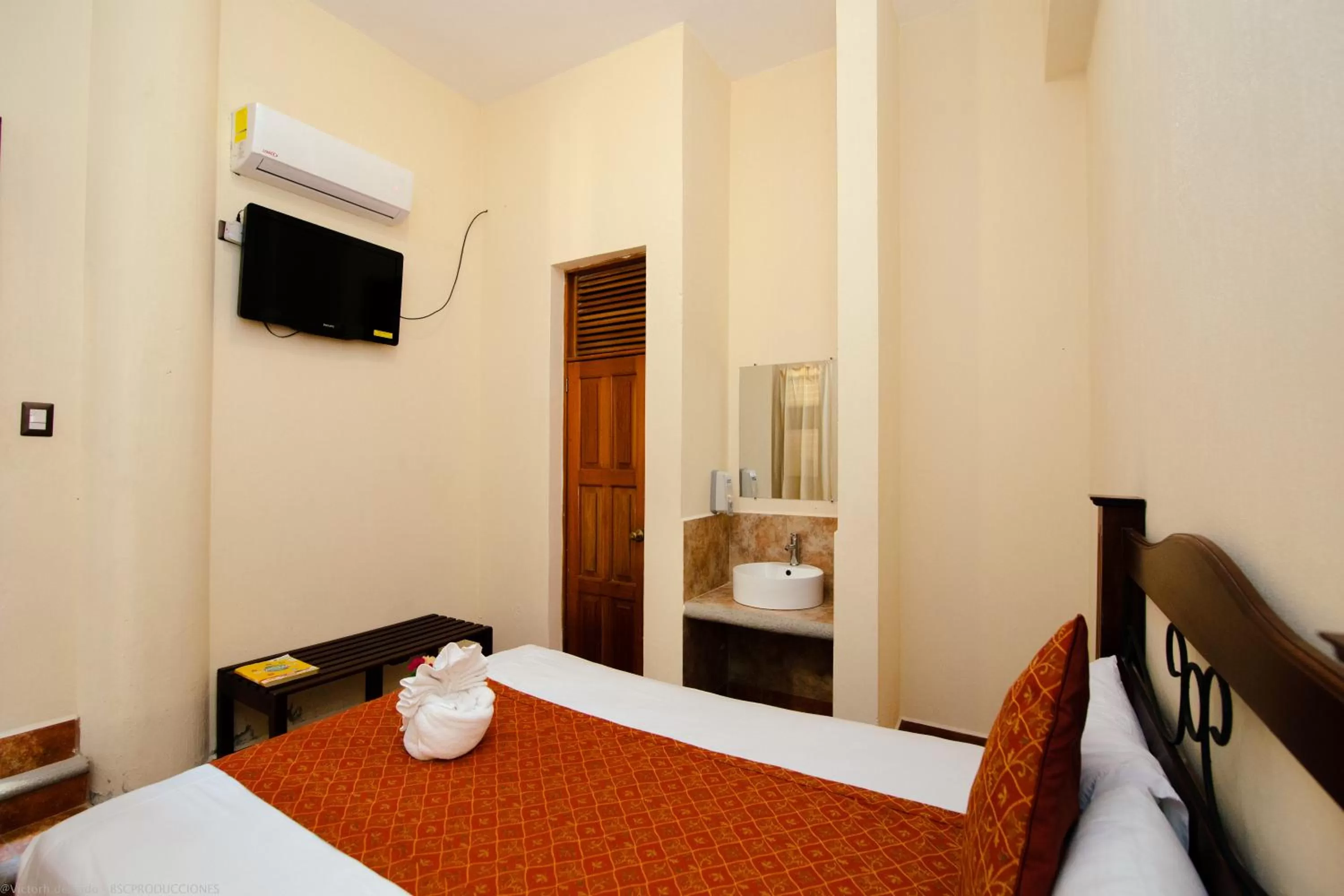 Bed in Hotel Quinta Maya