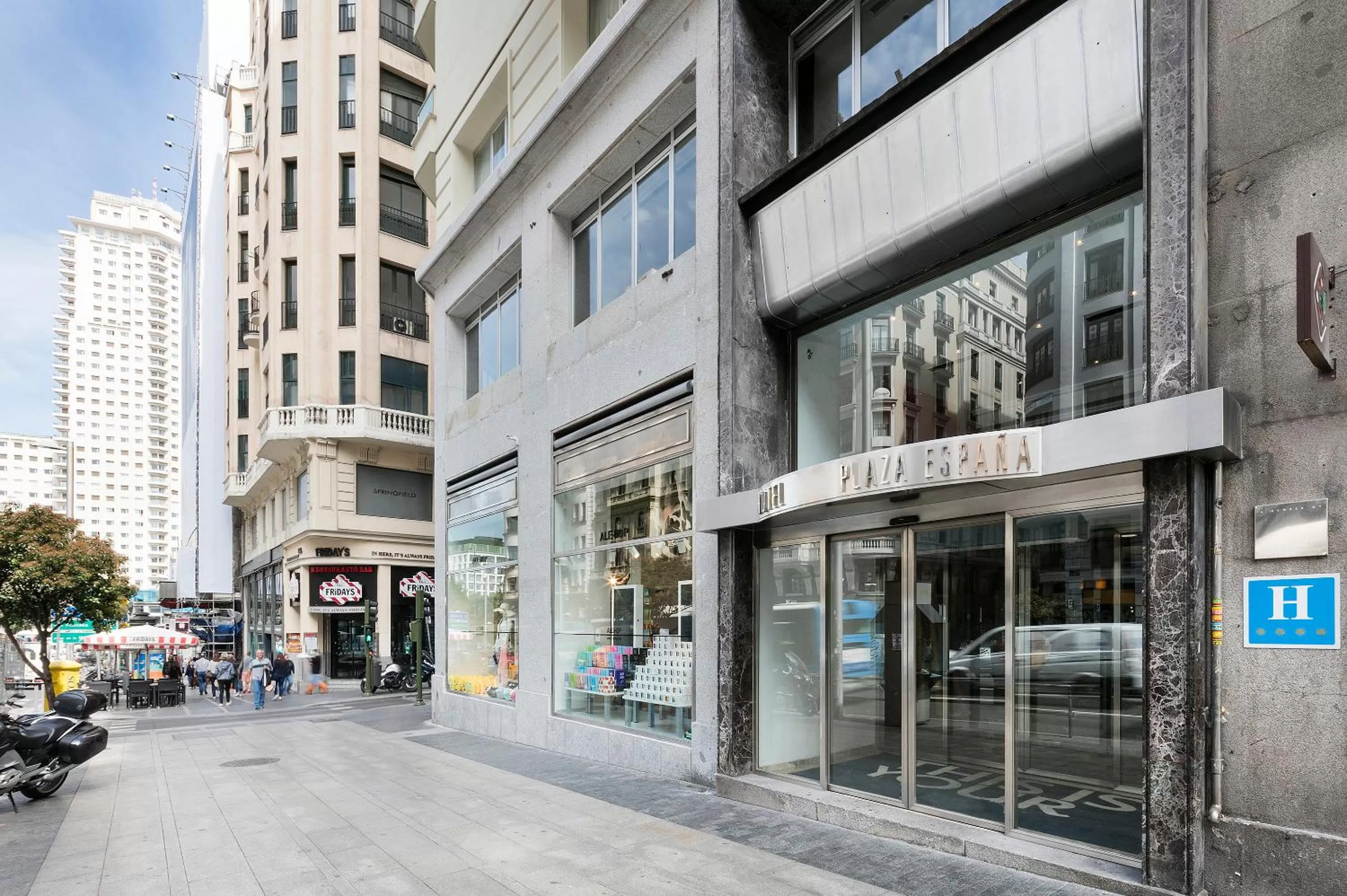 Facade/entrance in Hotel Madrid Plaza de España, Affiliated by Meliá